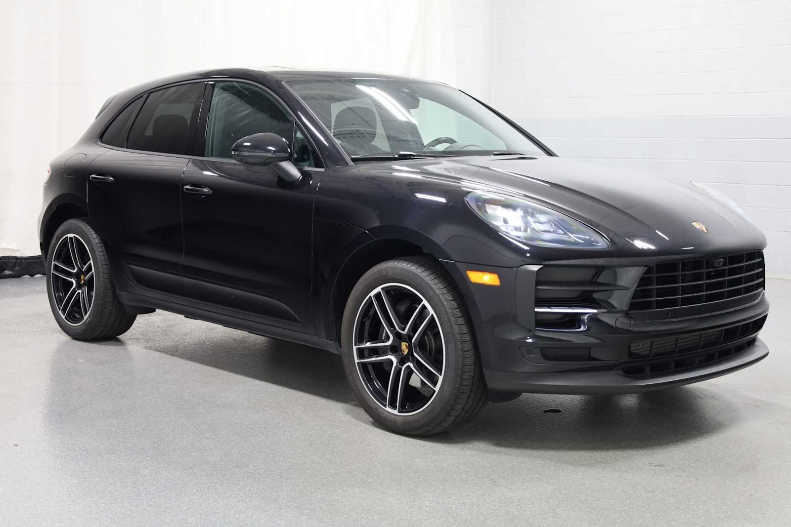 Thumbnail: 2021 Porsche Macan - 13