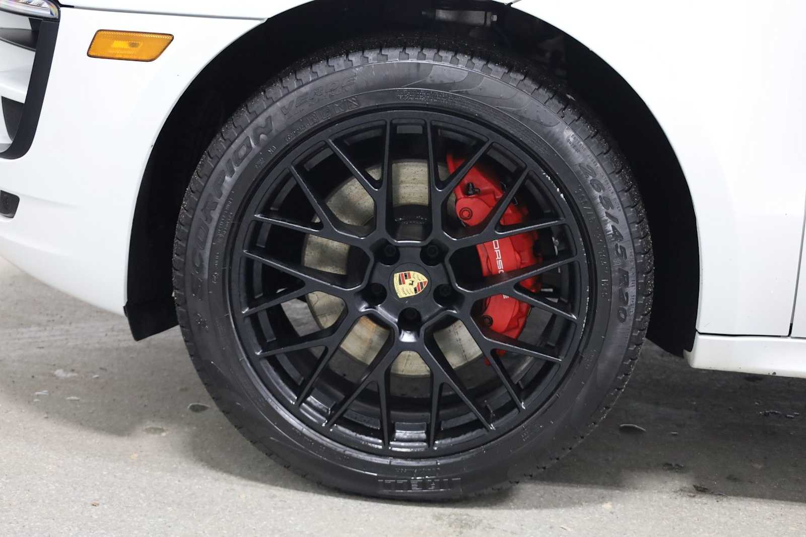 Thumbnail: 2018 Porsche Macan - 40