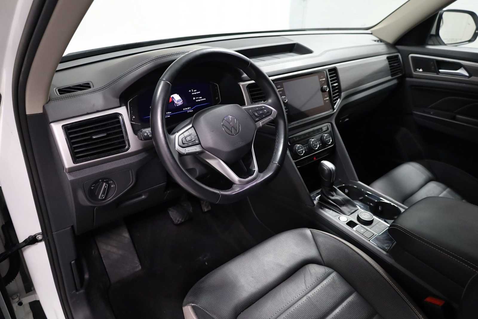 Thumbnail: 2021 Volkswagen Atlas - 4