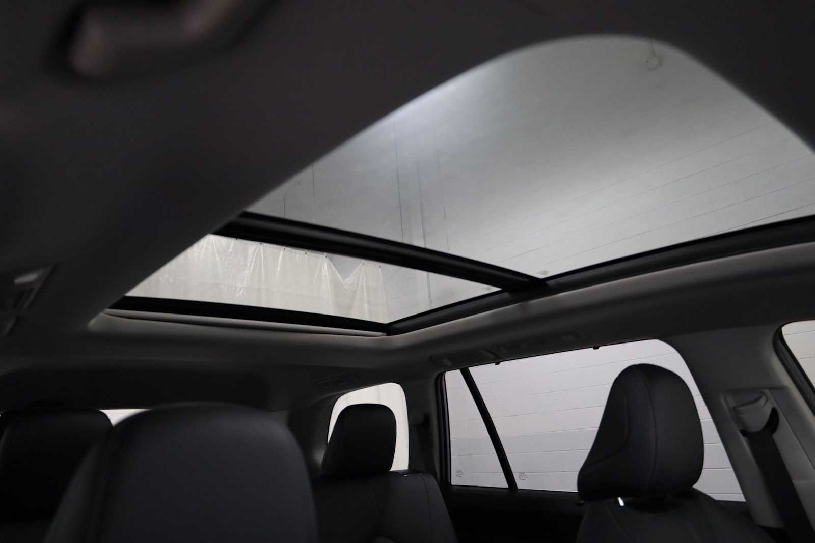 Thumbnail: 2024 Toyota Grand Highlander - 18