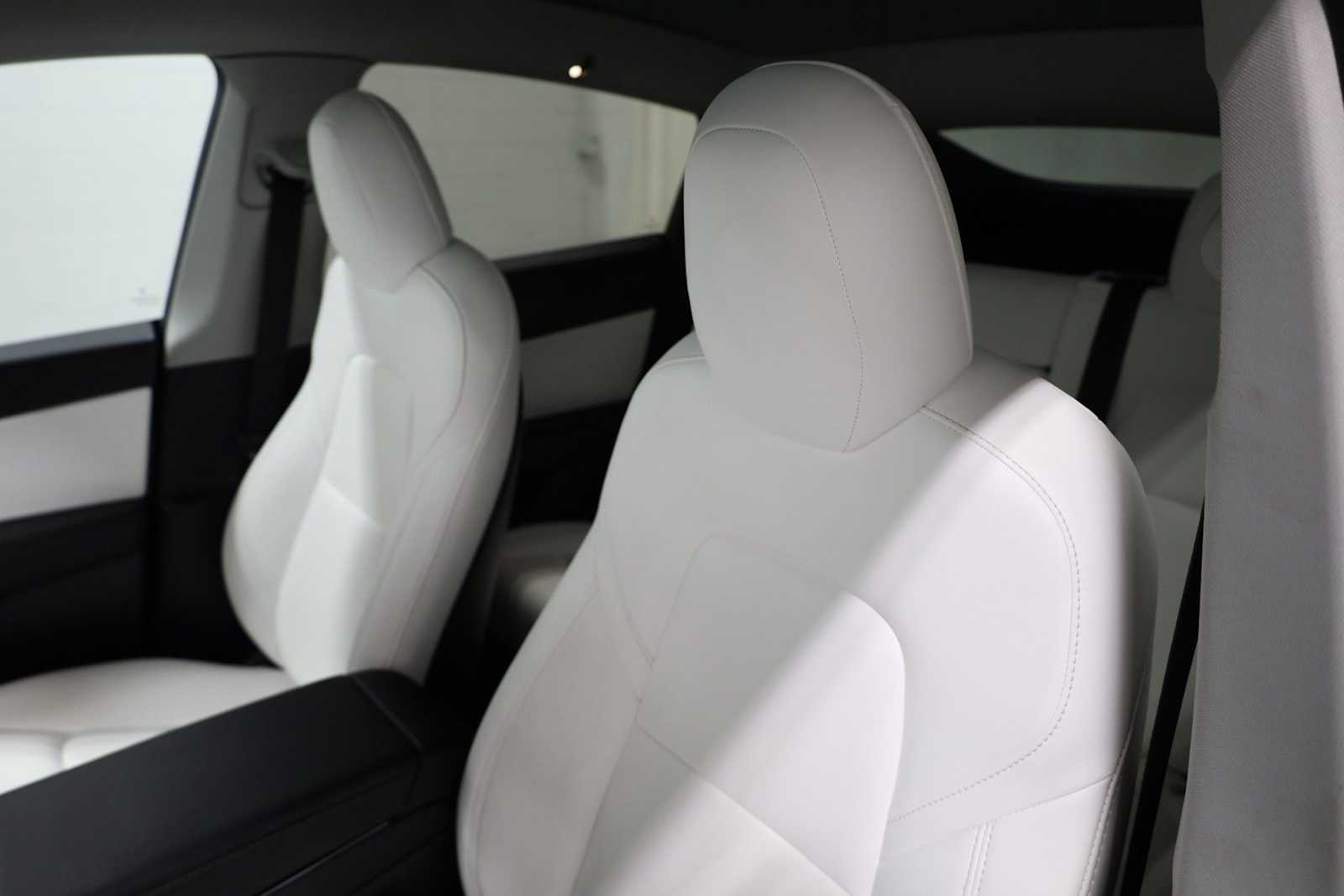 Thumbnail: 2020 Tesla Model Y - 18