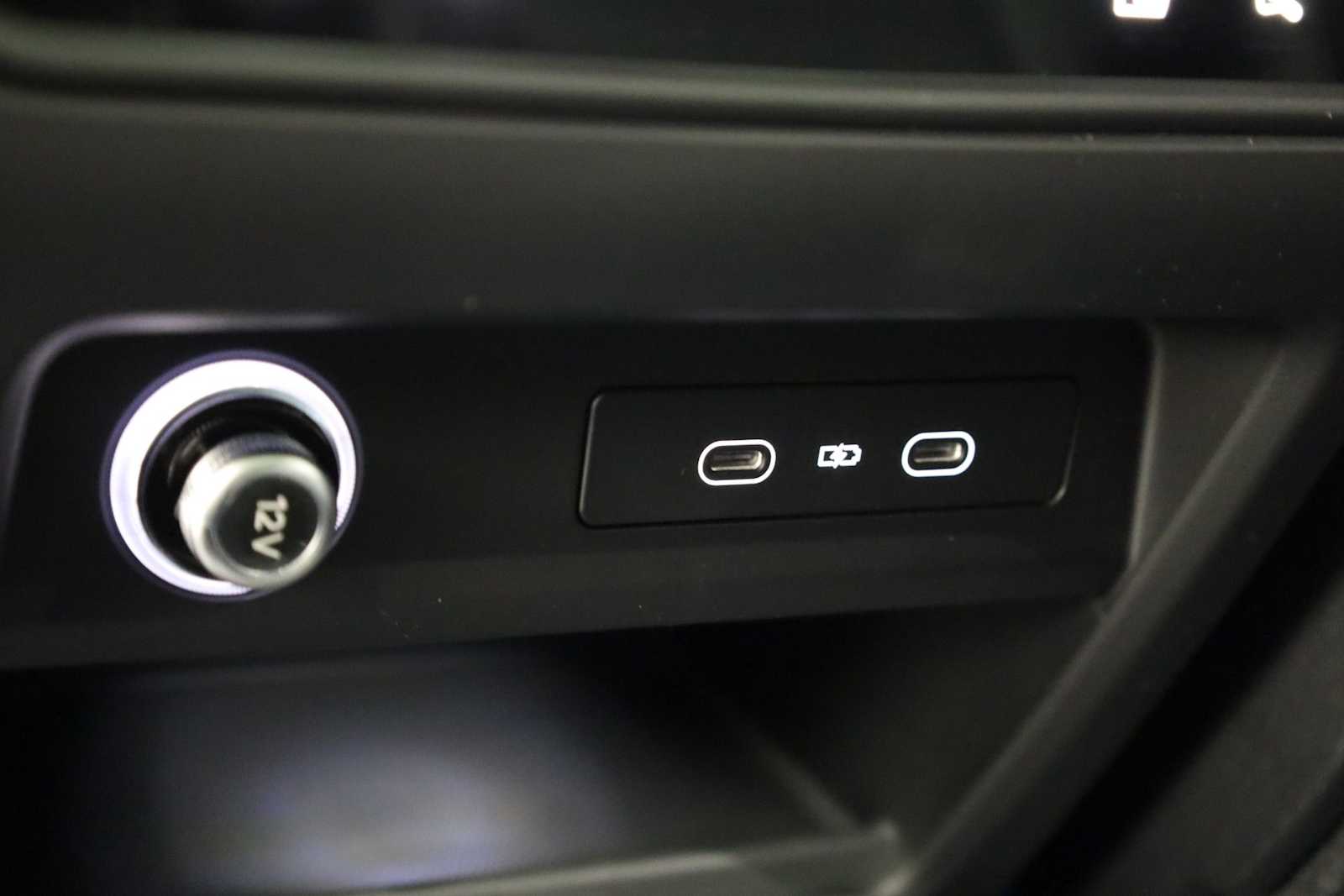 Thumbnail: 2026 Porsche Cayenne - 35