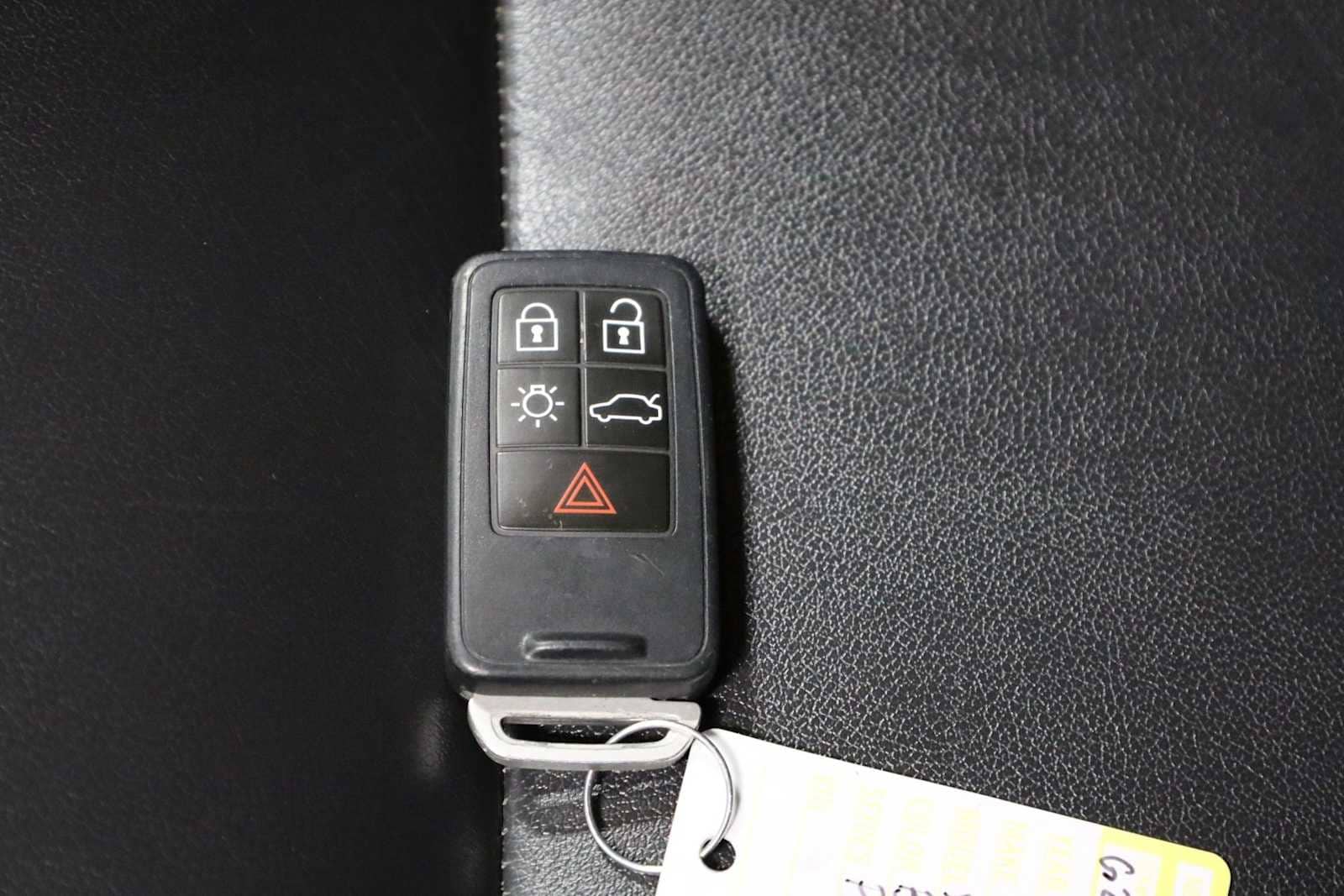 Thumbnail: 2016 Volvo XC60 - 41