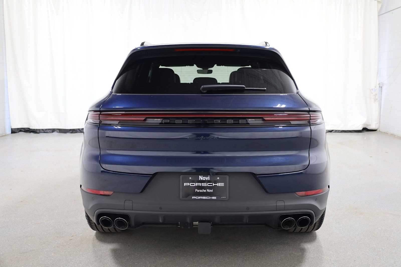 Thumbnail: 2025 Porsche Cayenne - 7