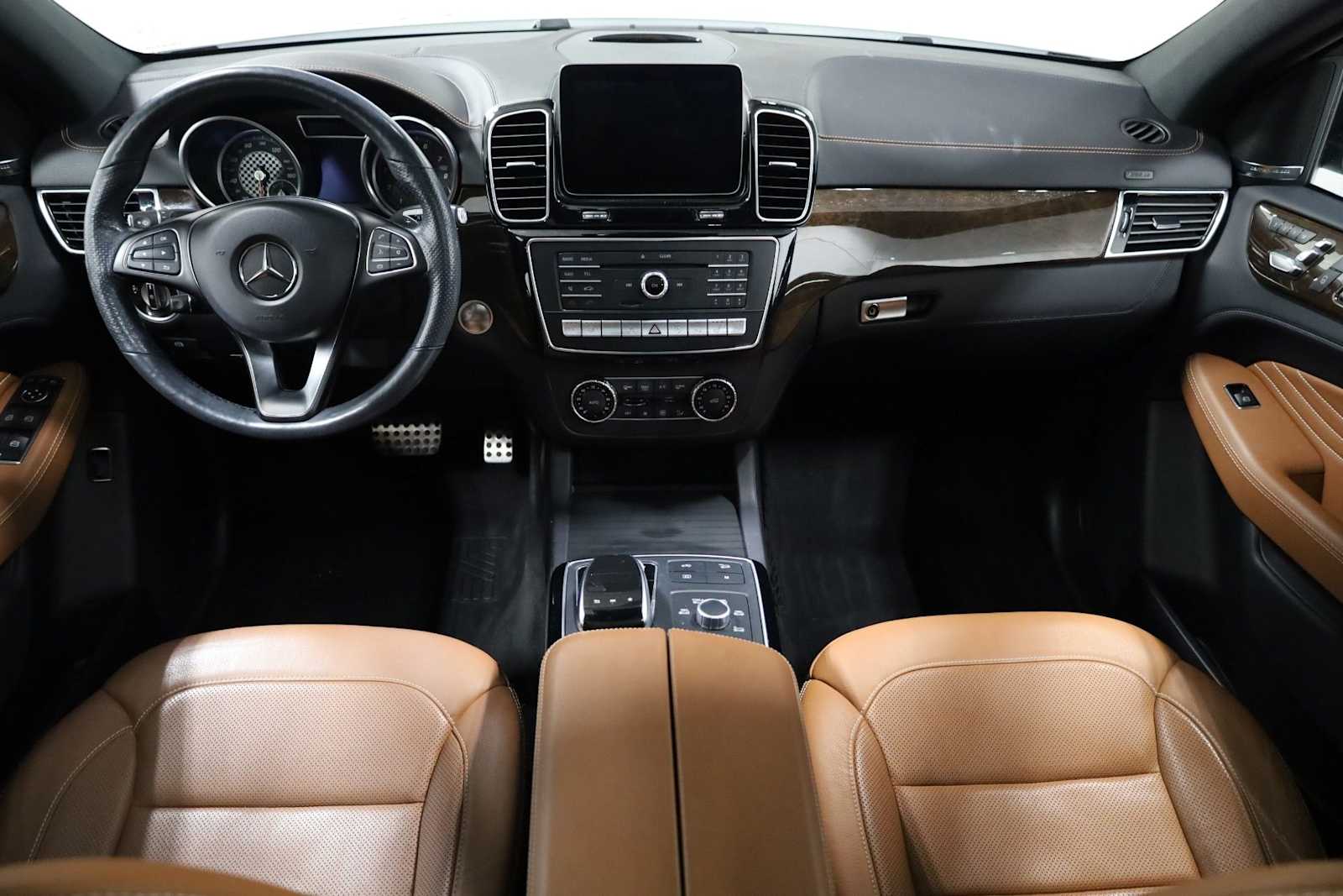 Thumbnail: 2017 Mercedes-Benz GLE - 24