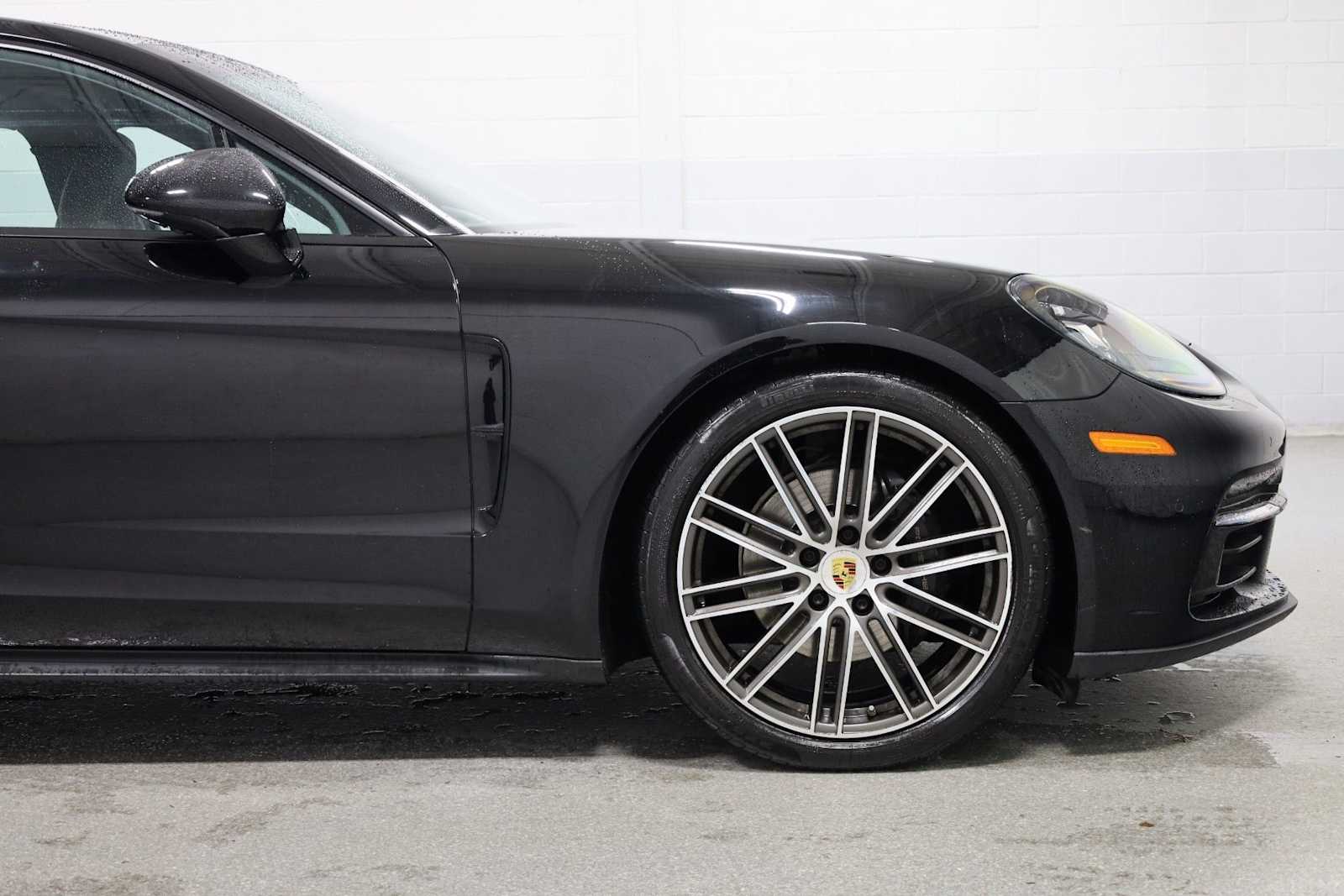 Thumbnail: 2018 Porsche Panamera - 11