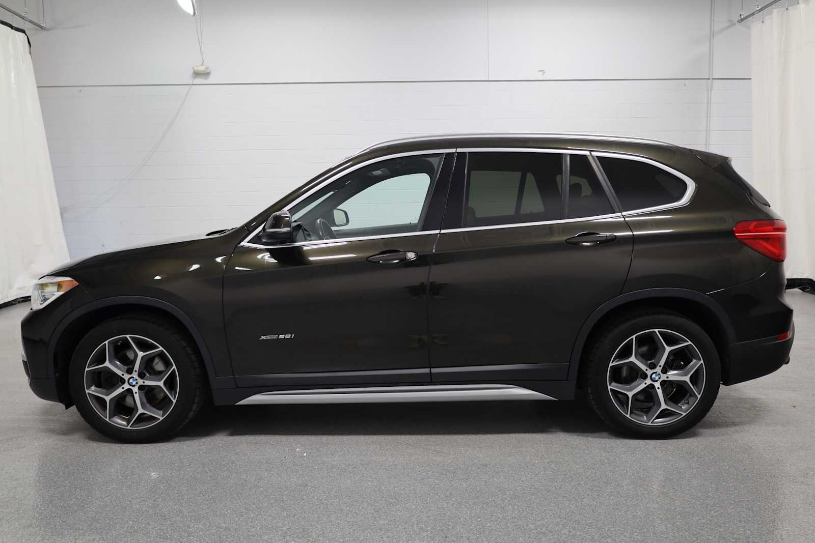 Thumbnail: 2016 BMW X1 - 2