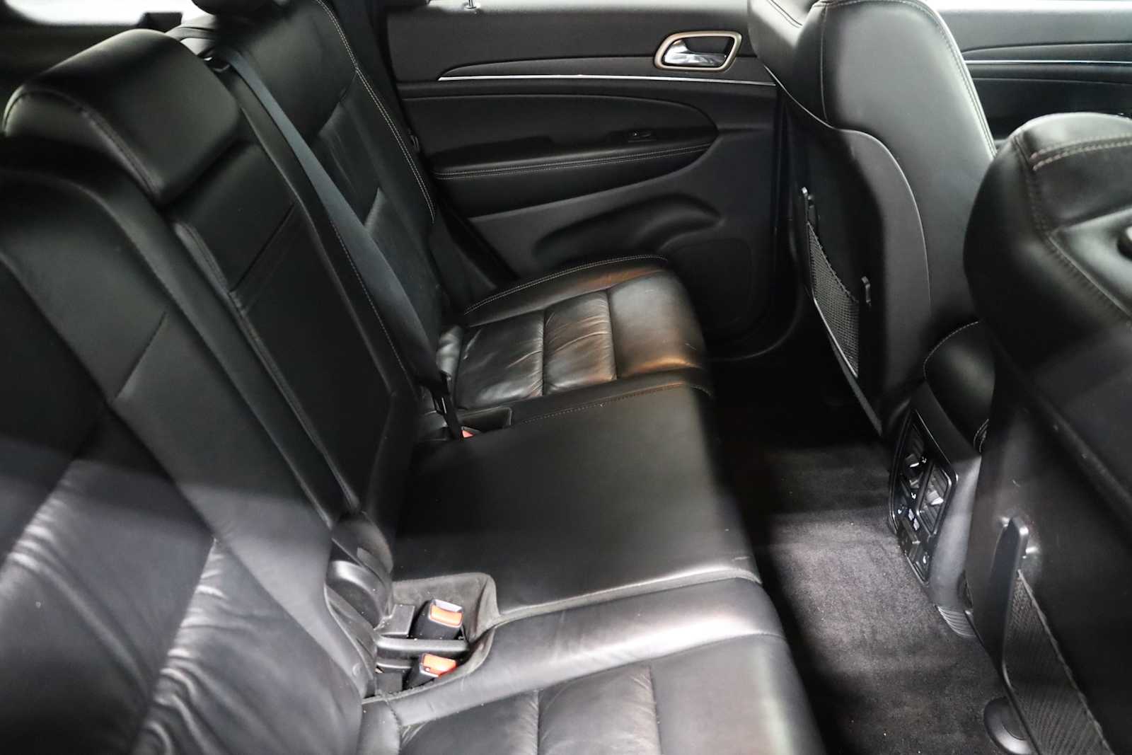2016 Jeep Grand Cherokee Limited Edition 40