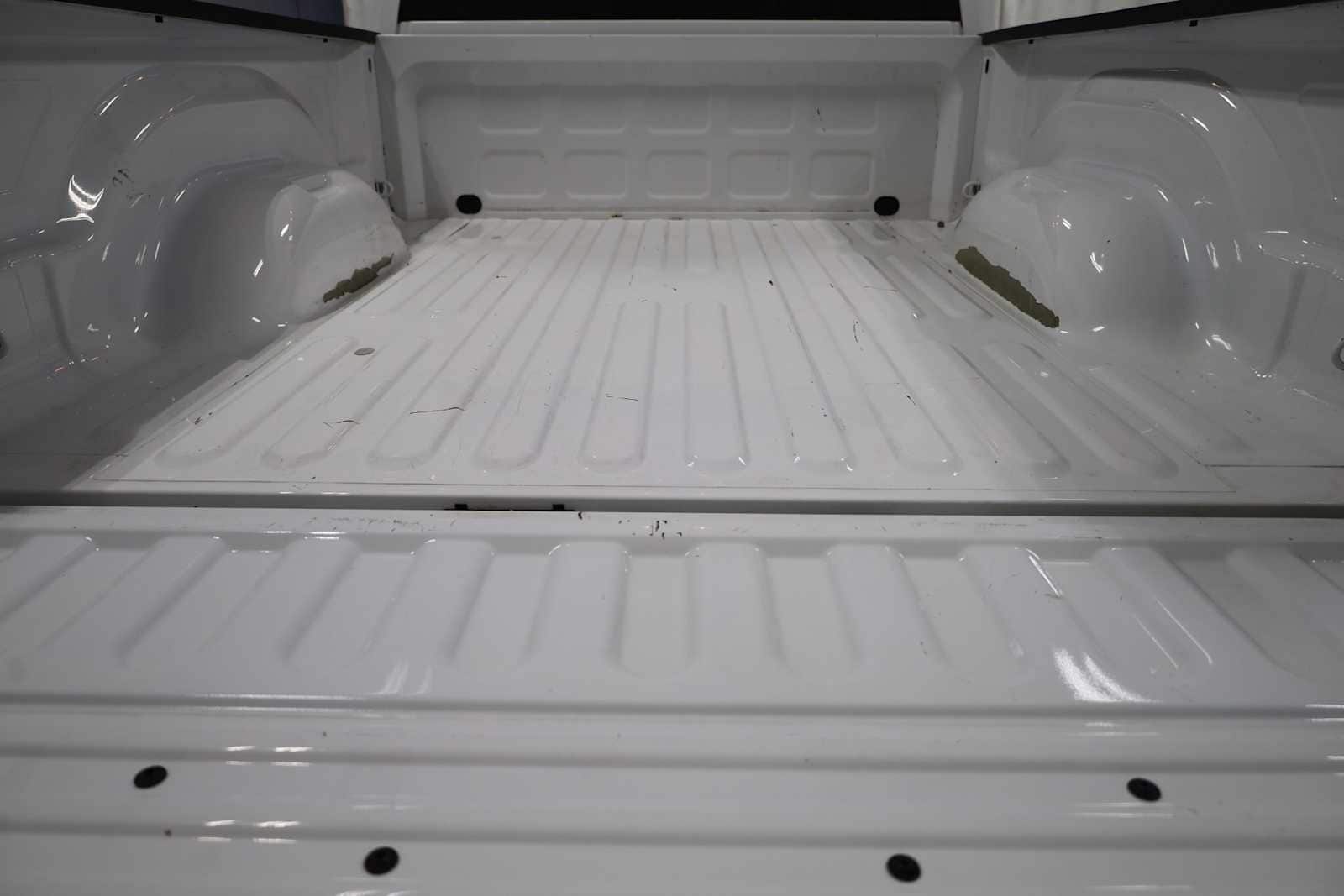 Thumbnail: 2019 RAM 1500 Classic - 33