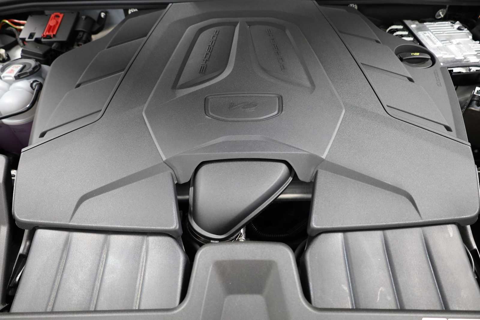 Thumbnail: 2024 Porsche Cayenne - 34