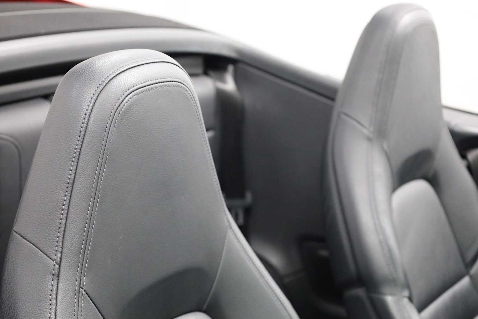 Thumbnail: 2022 Porsche 911 - 21