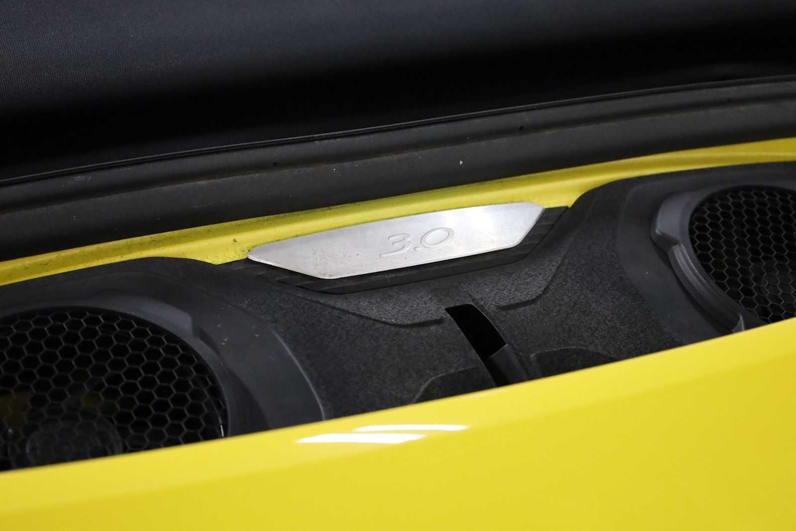 Thumbnail: 2022 Porsche 911 - 41