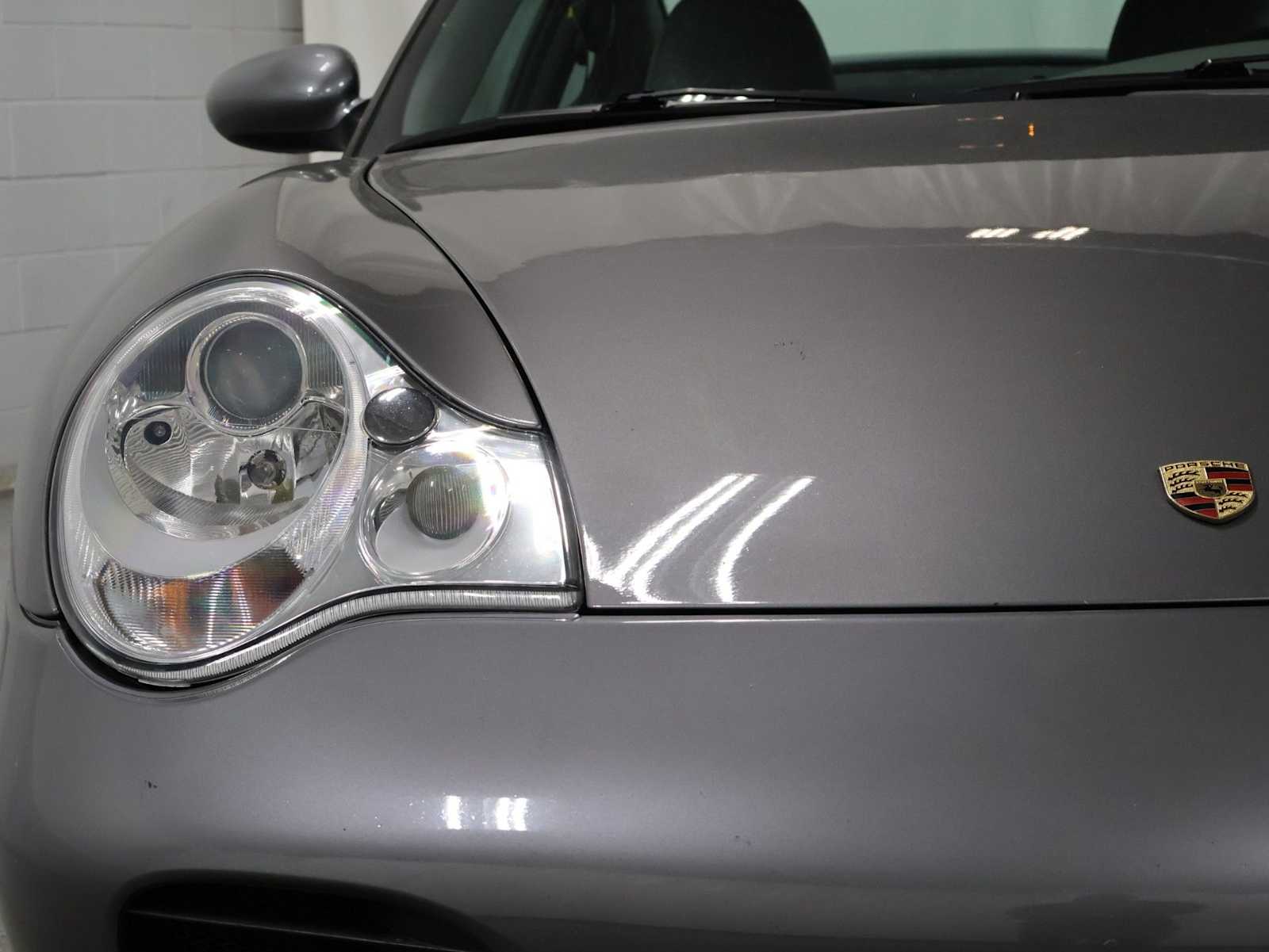 Thumbnail: 2002 Porsche 911 - 15