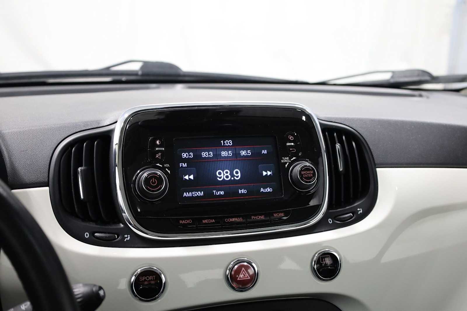 Thumbnail: 2018 Fiat 500 - 30