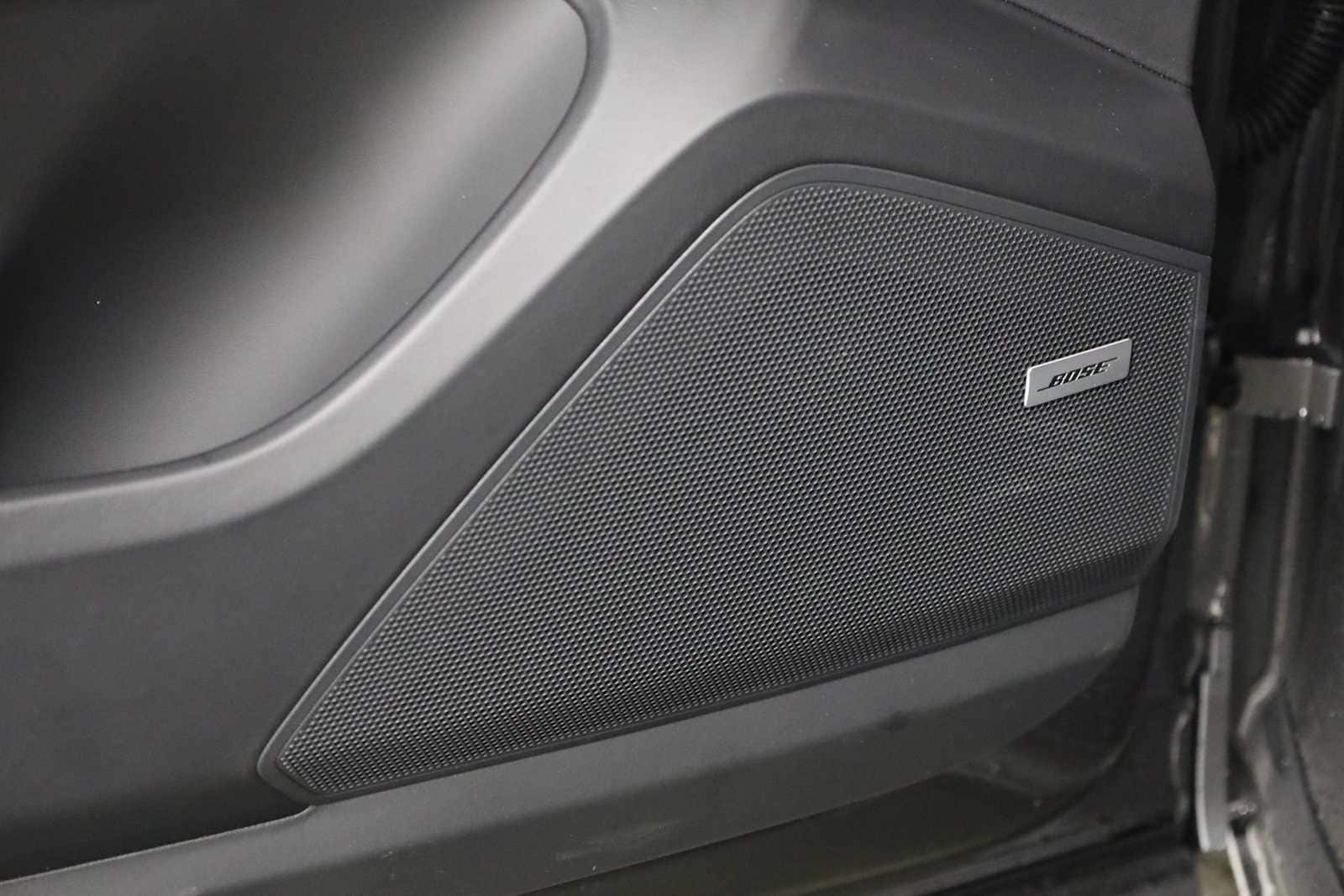 Thumbnail: 2026 Porsche Cayenne - 17