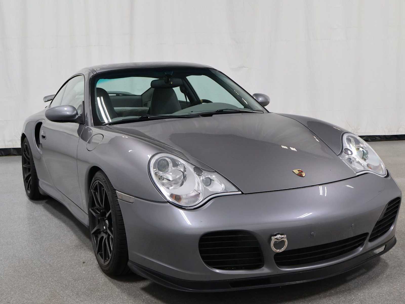 Thumbnail: 2002 Porsche 911 - 13