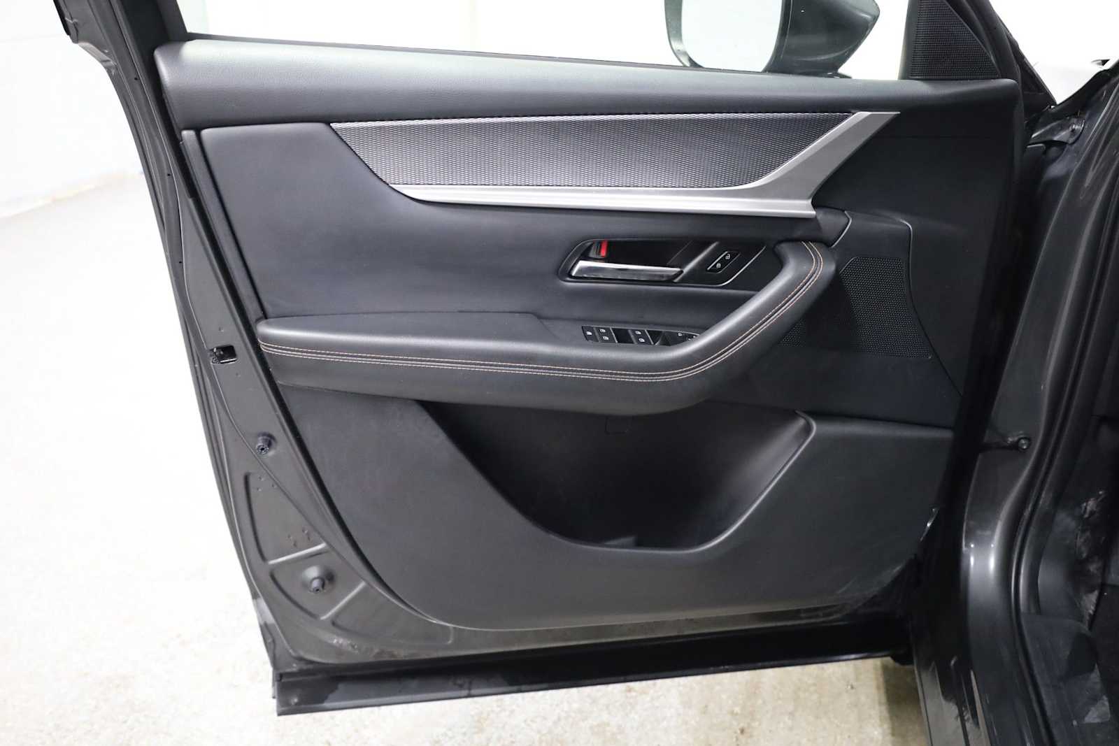 Thumbnail: 2024 Mazda CX-90 - 16