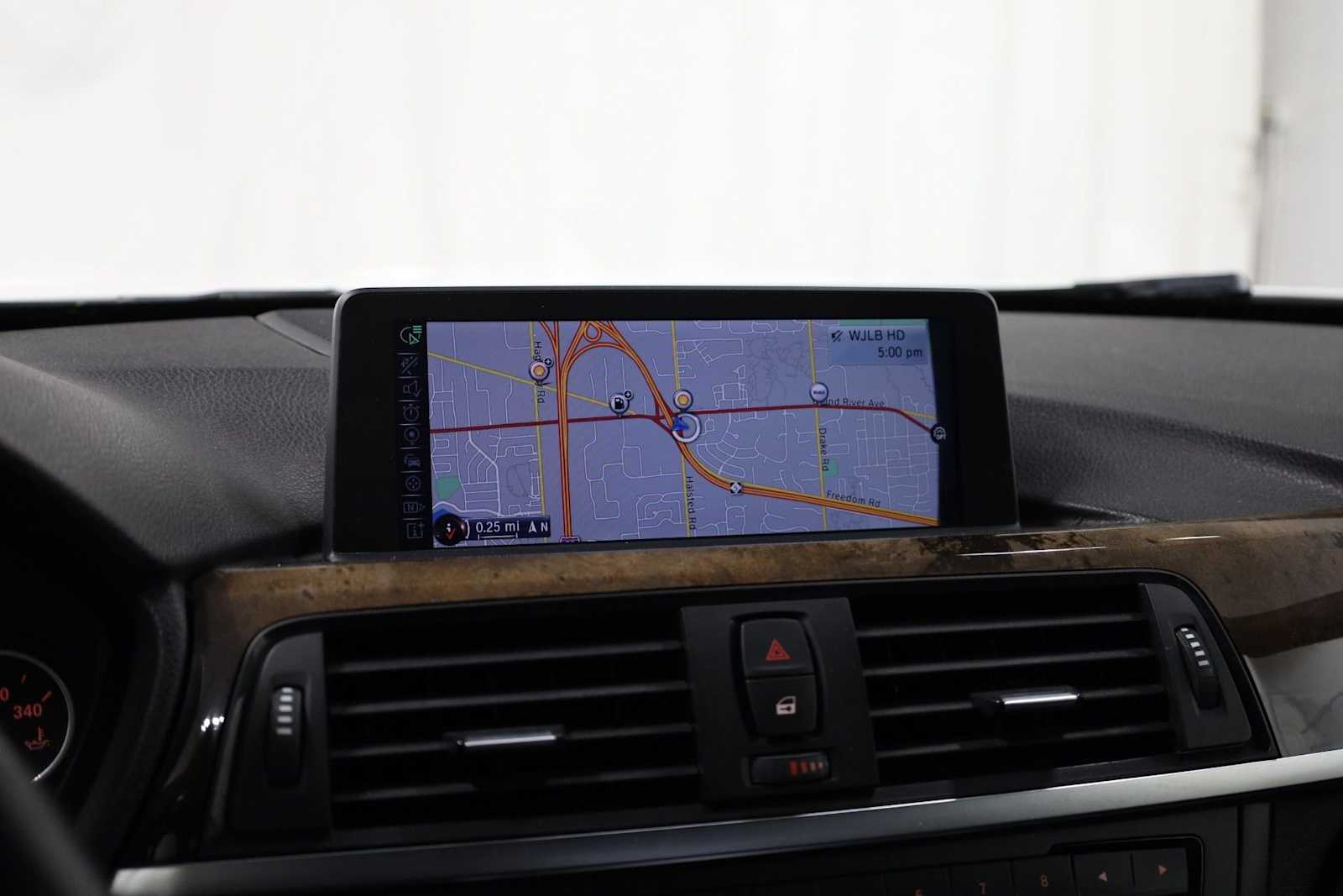 Thumbnail: 2015 BMW 4 Series - 30