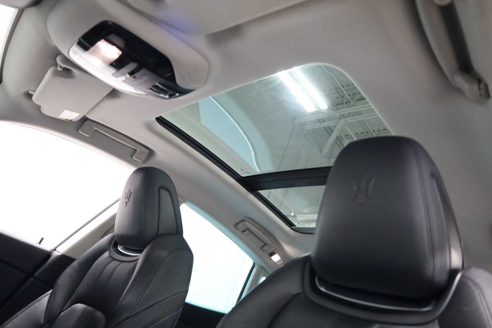 Thumbnail: 2017 Maserati Levante - 20