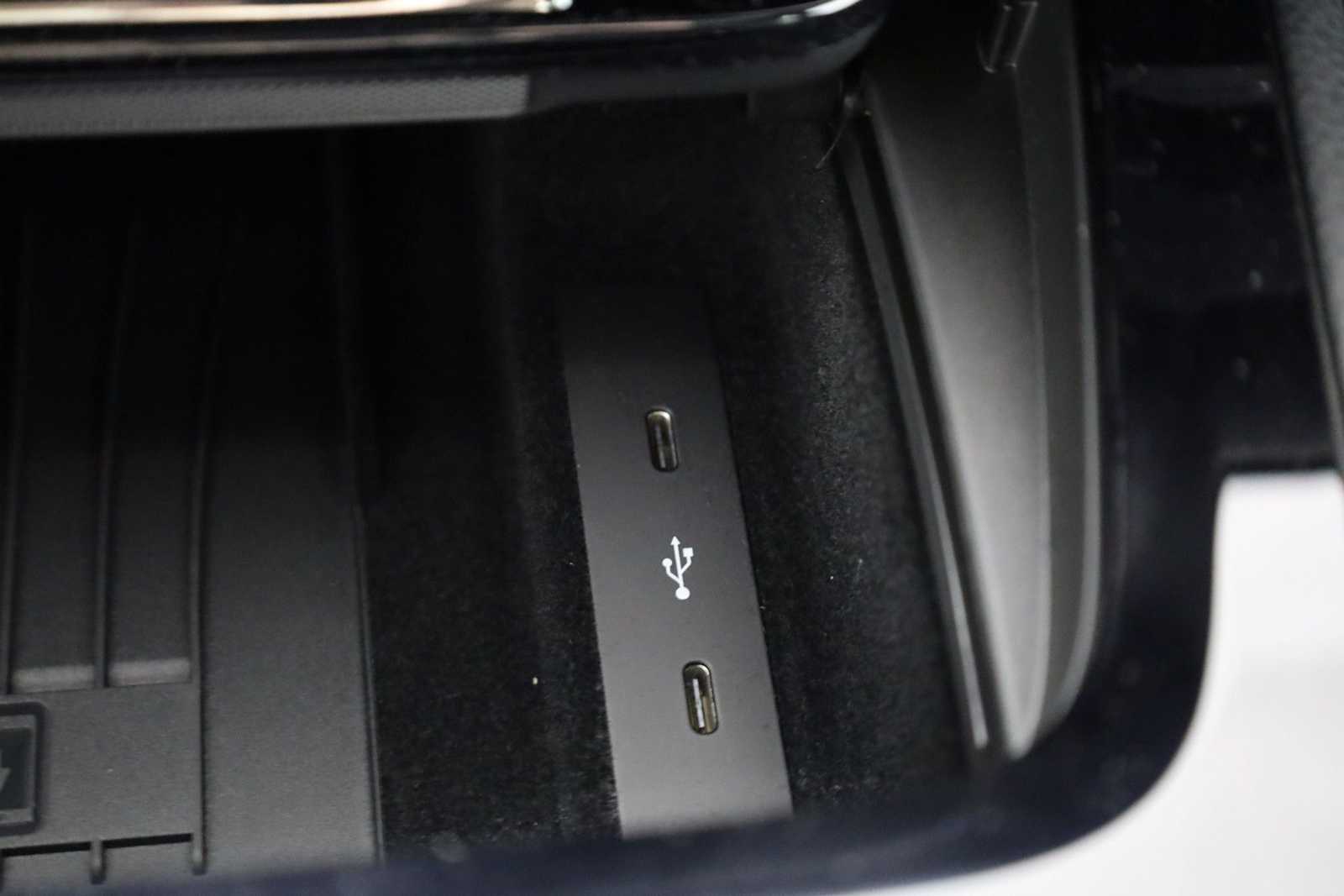 Thumbnail: 2025 Porsche  - 35