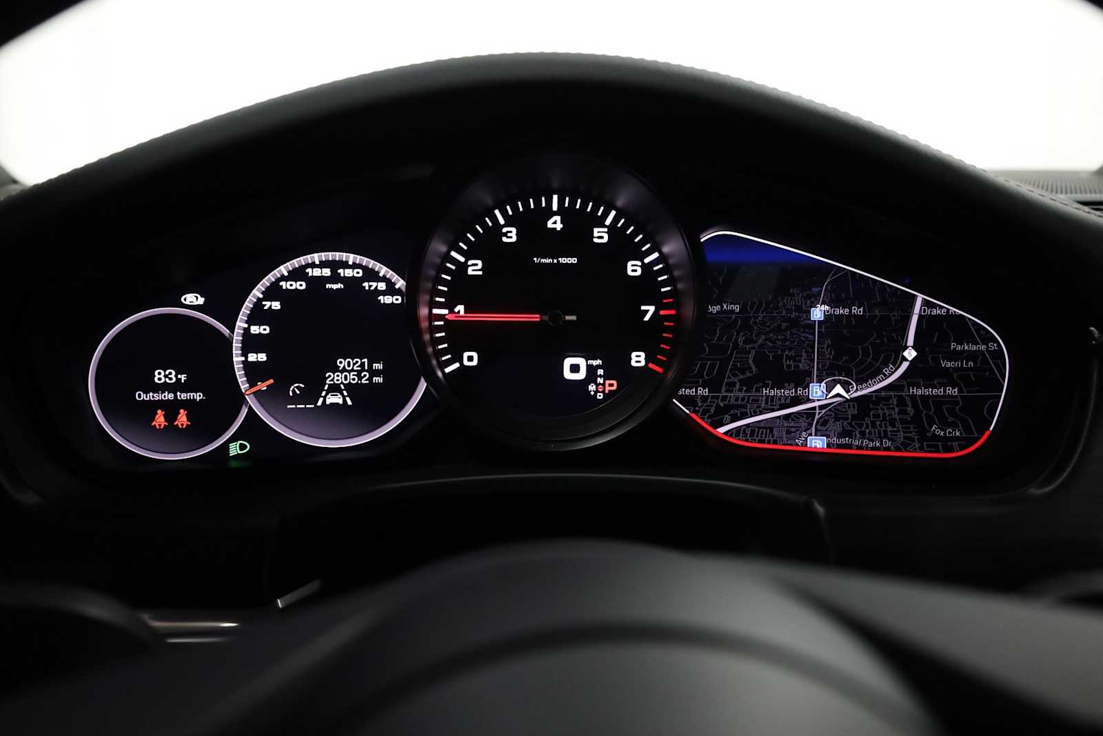 Thumbnail: 2022 Porsche Panamera - 24