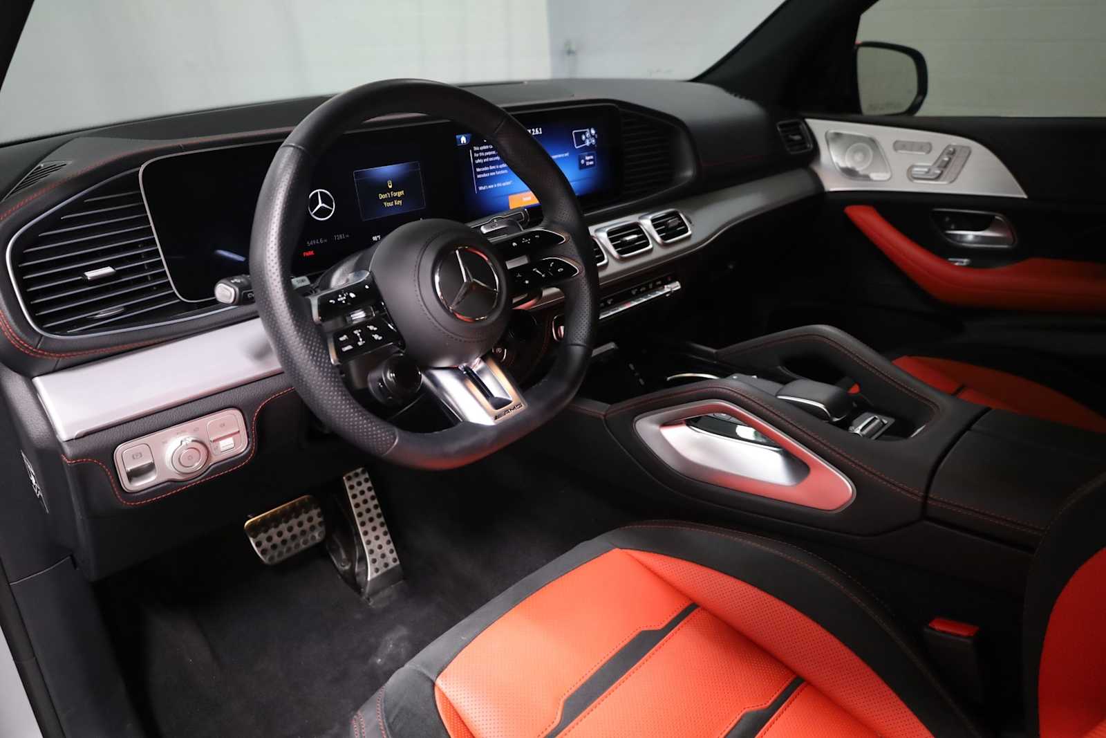 Thumbnail: 2025 Mercedes-Benz GLE - 4