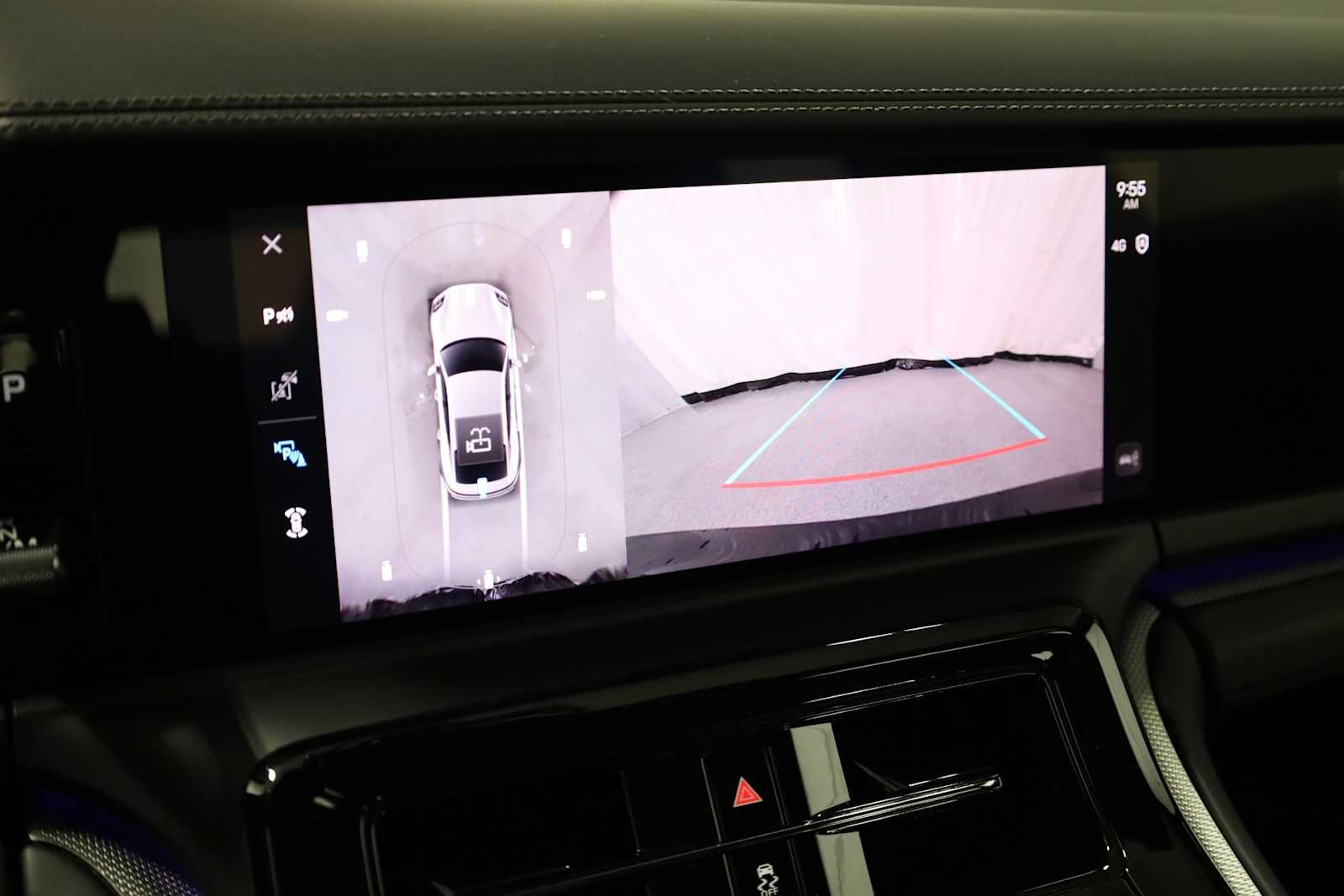 Thumbnail: 2025 Porsche Panamera - 32