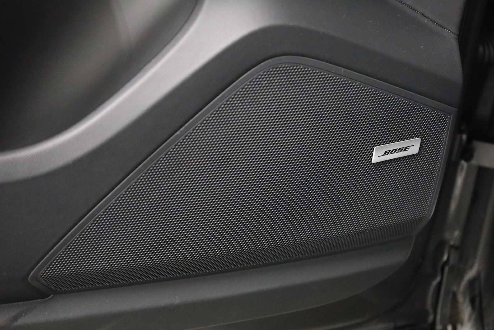 Thumbnail: 2025 Porsche Cayenne - 17