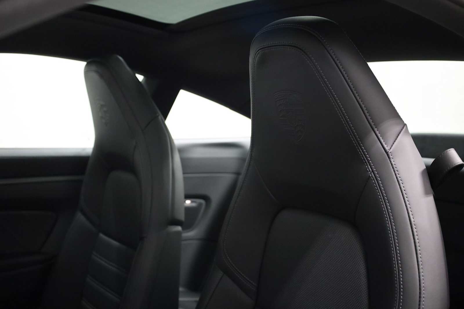 Thumbnail: 2026 Porsche 911 - 19