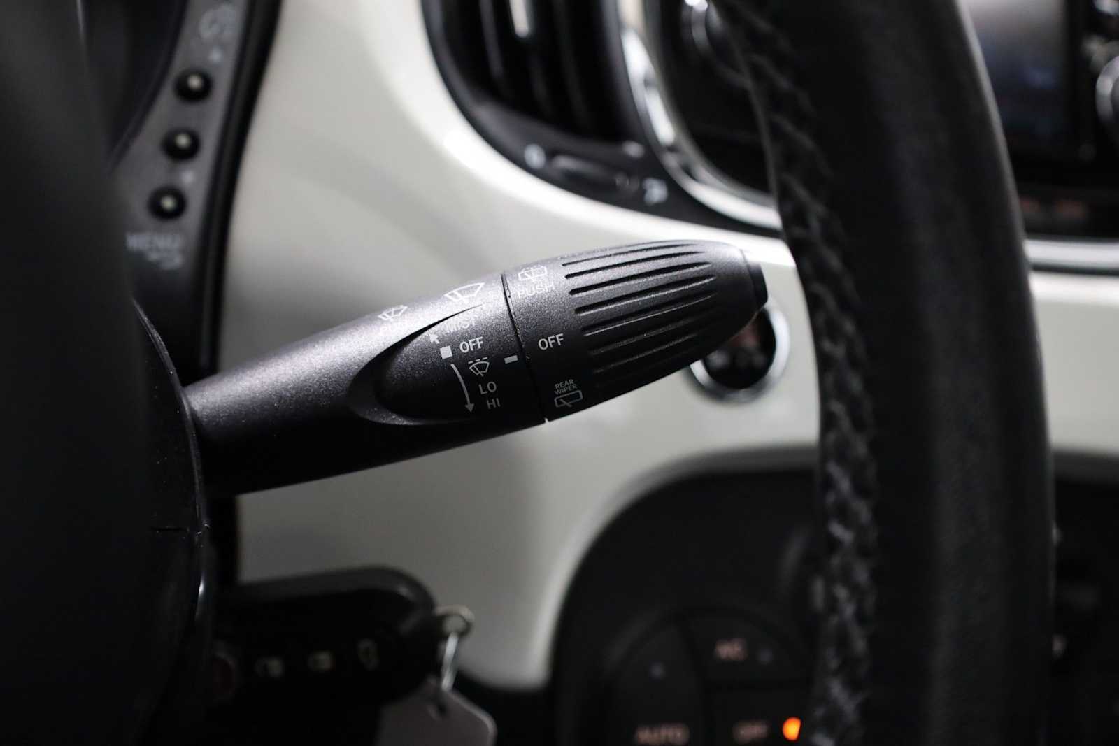 Thumbnail: 2018 Fiat 500 - 28