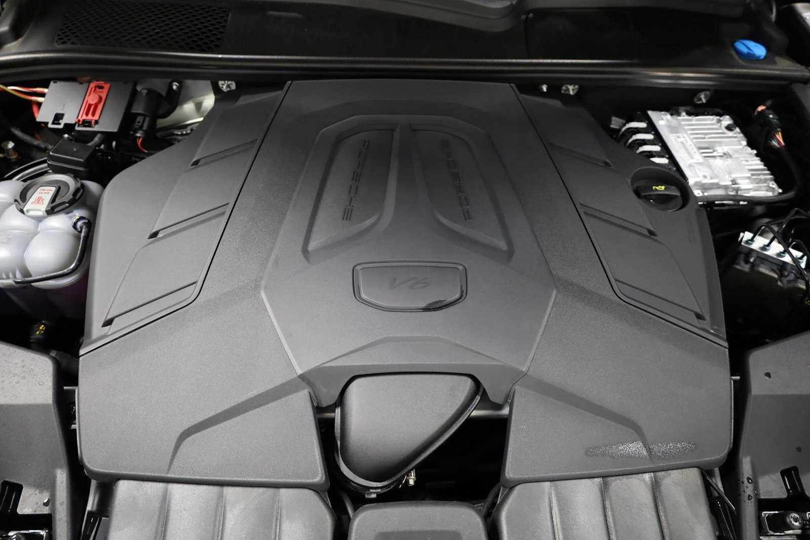 Thumbnail: 2025 Porsche Cayenne - 40