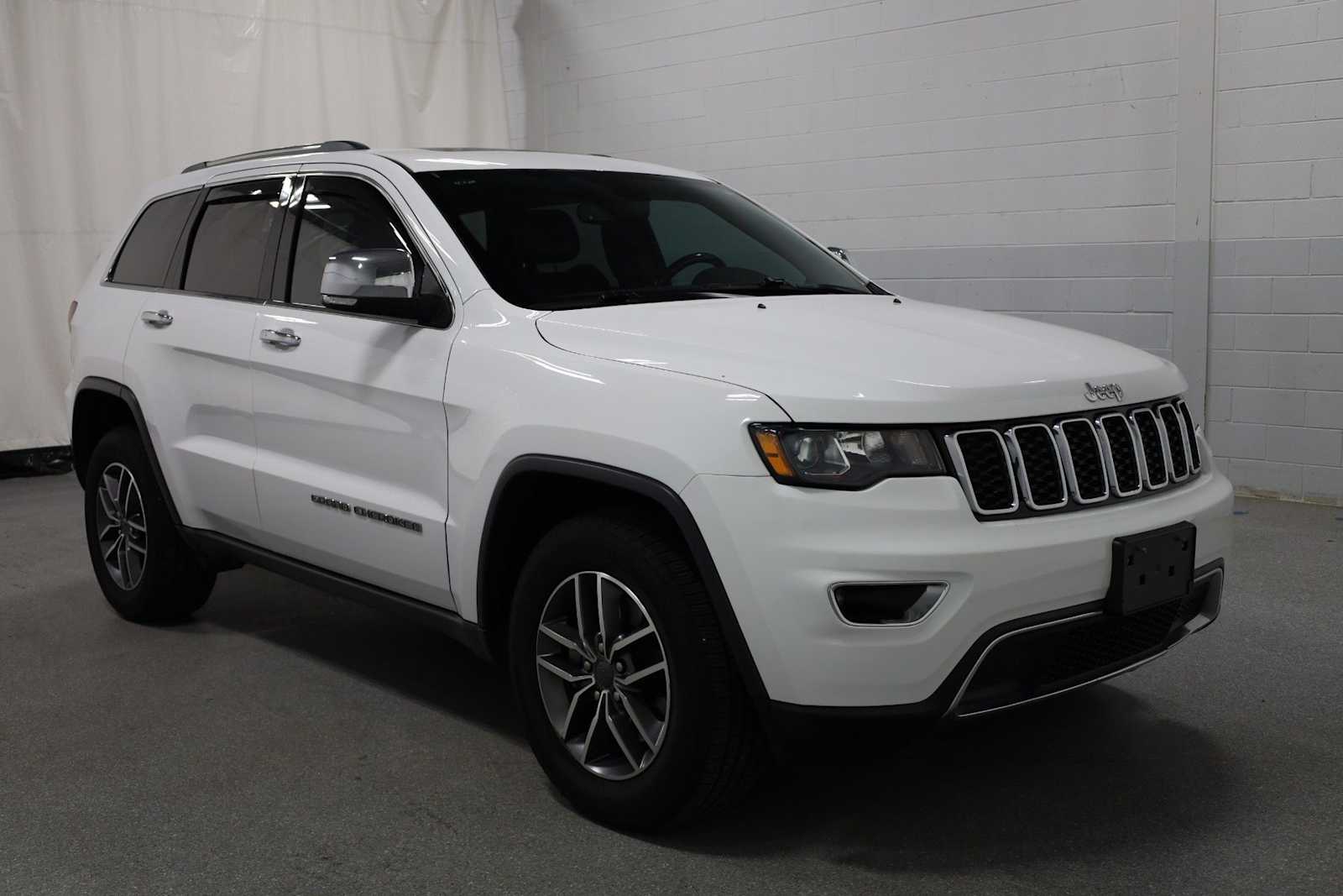 Thumbnail: 2021 Jeep Grand Cherokee - 13