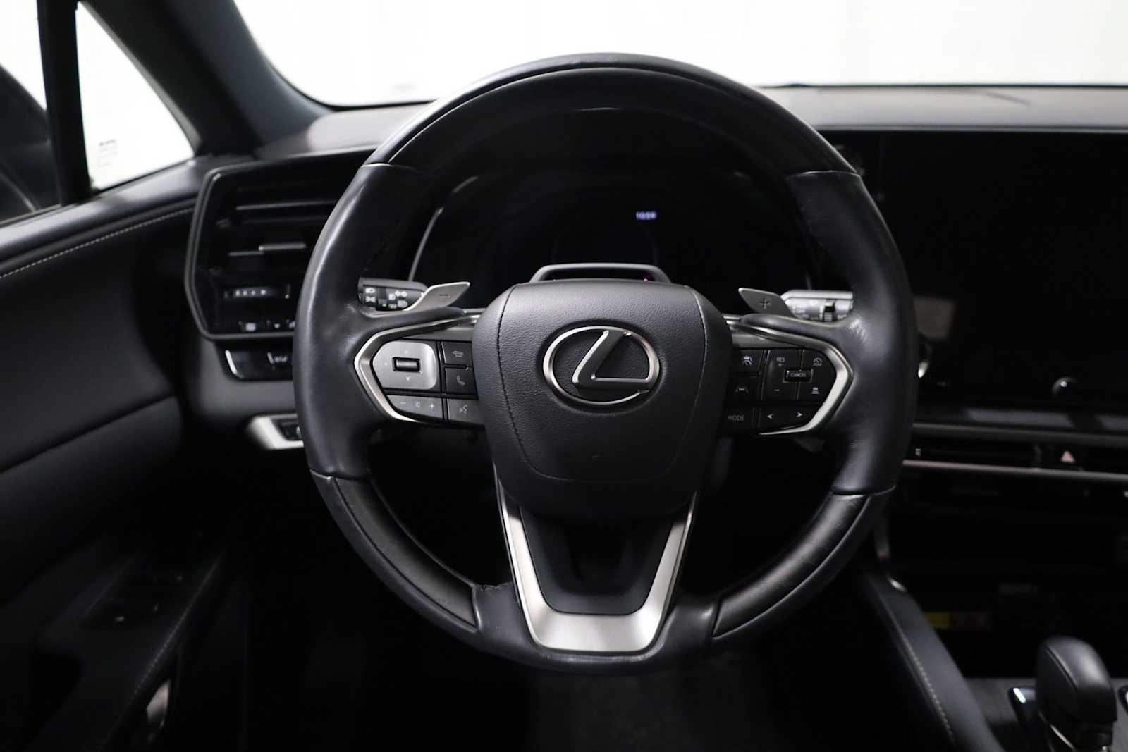 Thumbnail: 2023 Lexus RX - 23