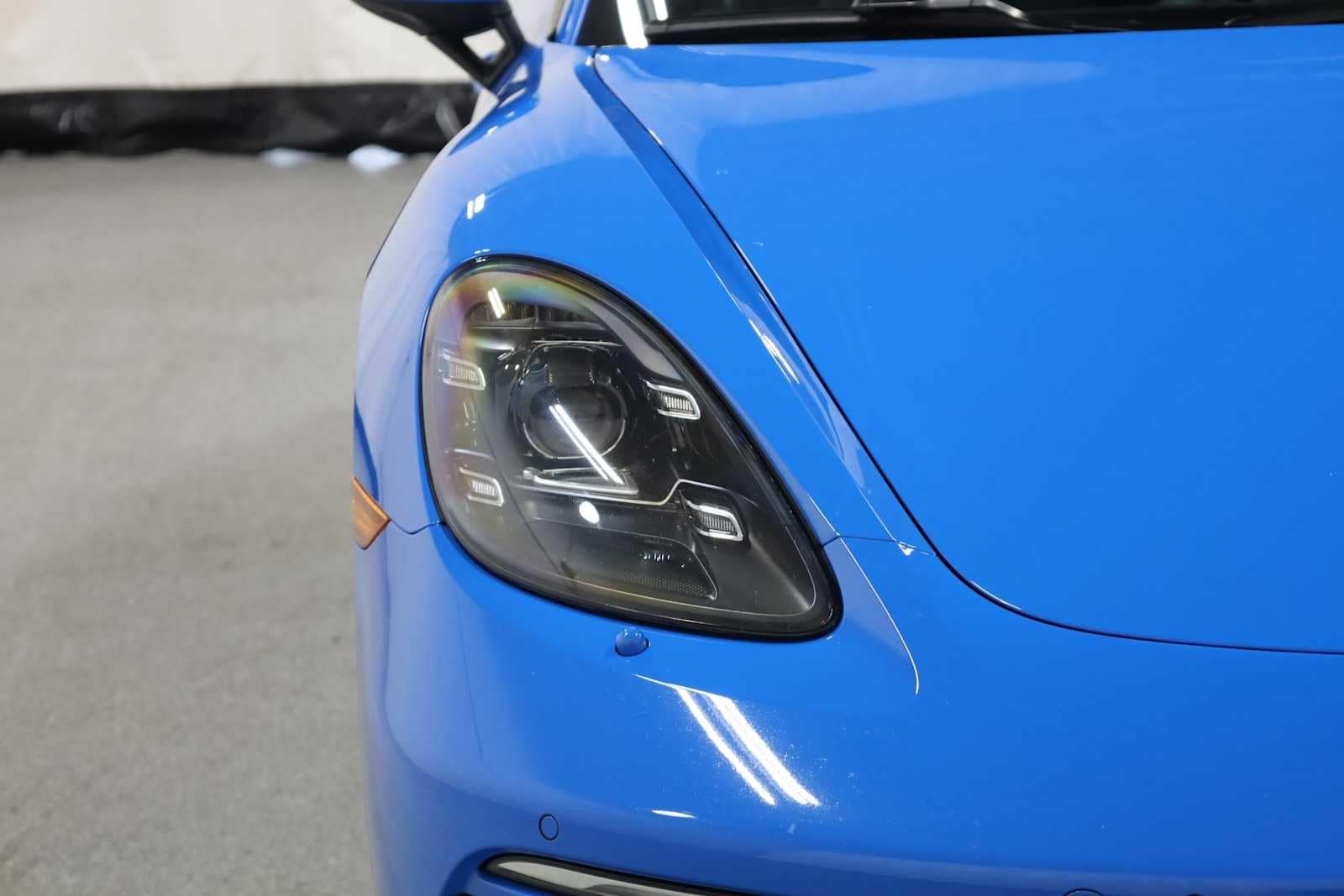 Thumbnail: 2022 Porsche 718 Cayman - 15