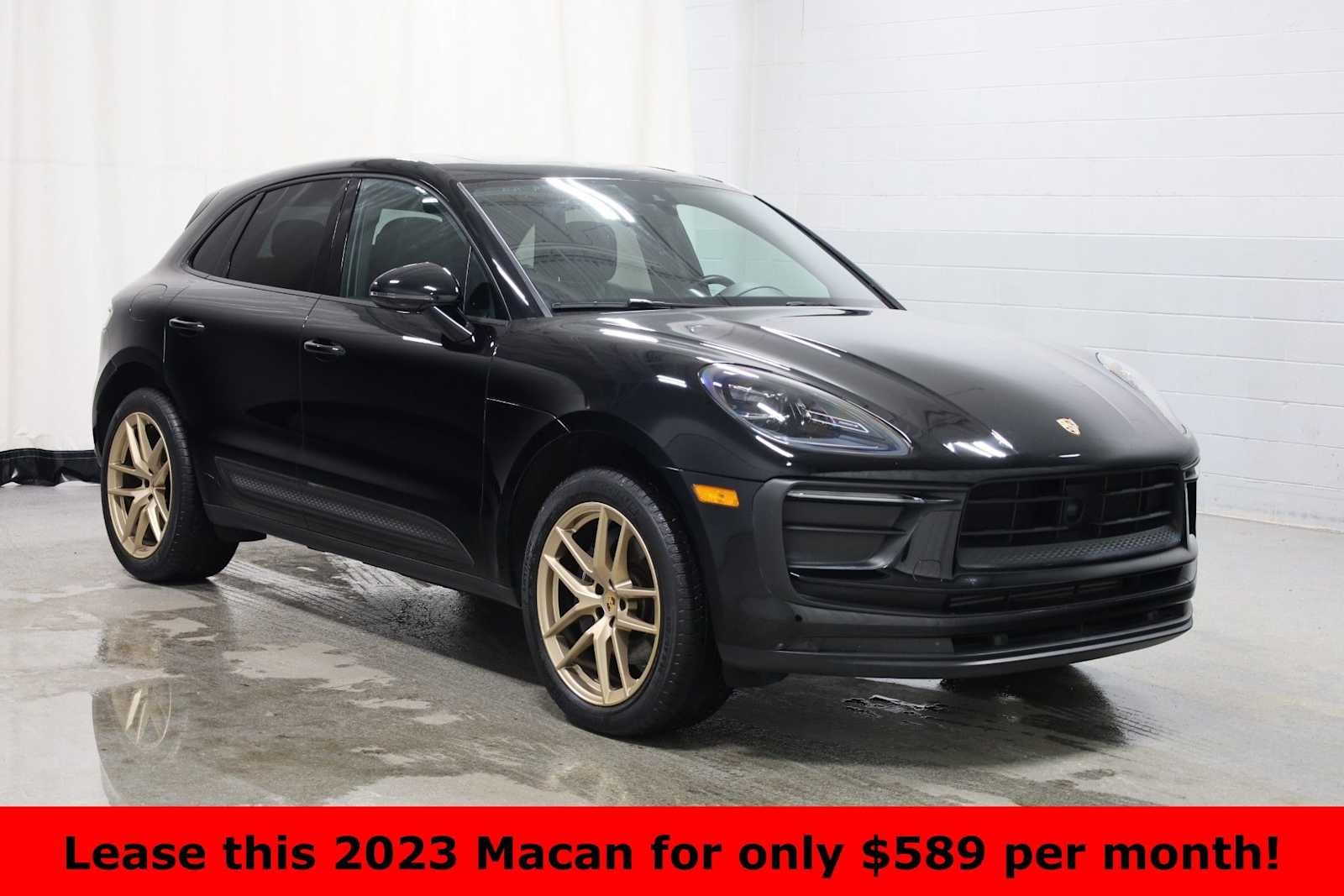 Thumbnail: 2023 Porsche Macan - 13