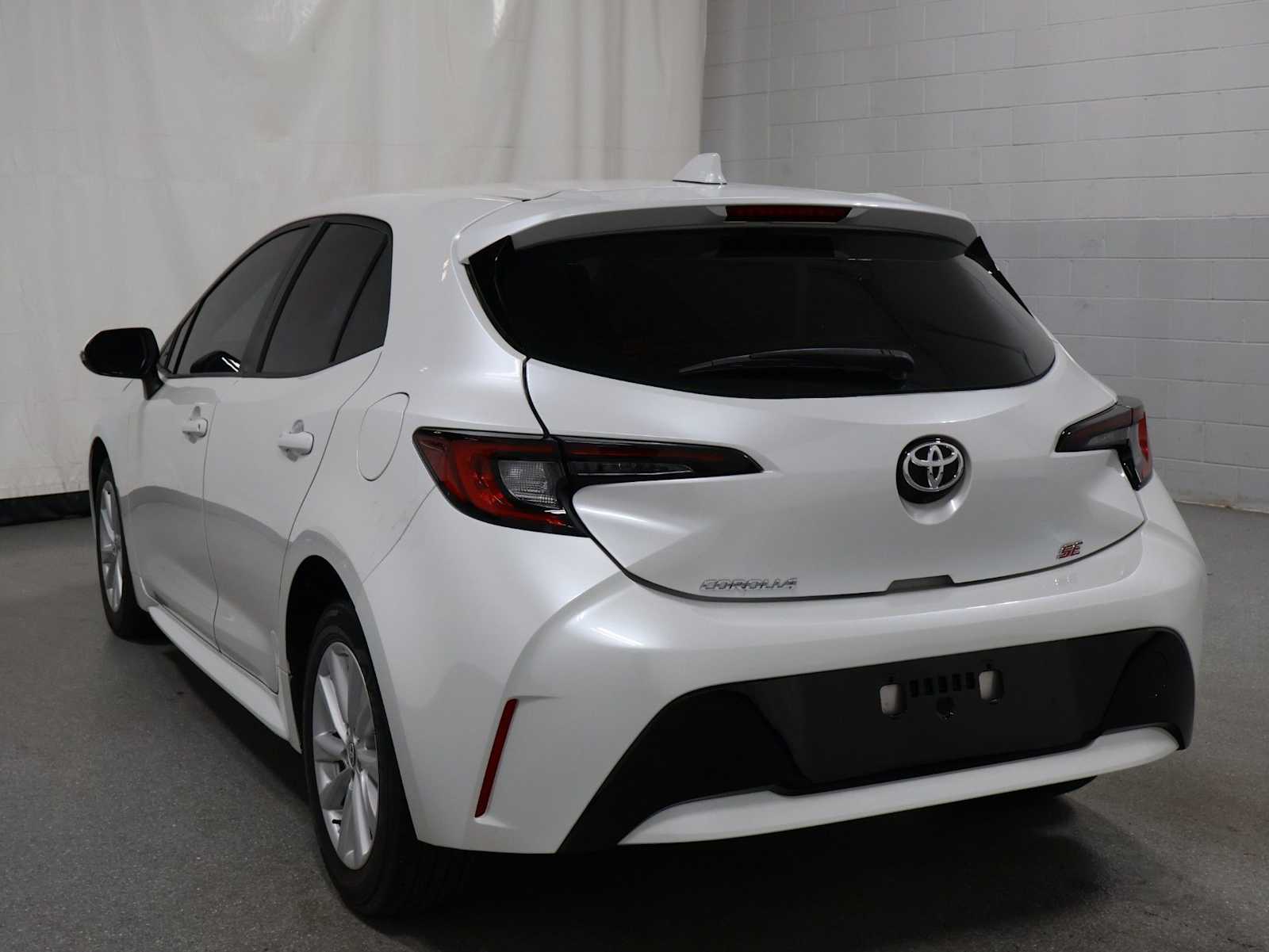 Thumbnail: 2023 Toyota Corolla - 3
