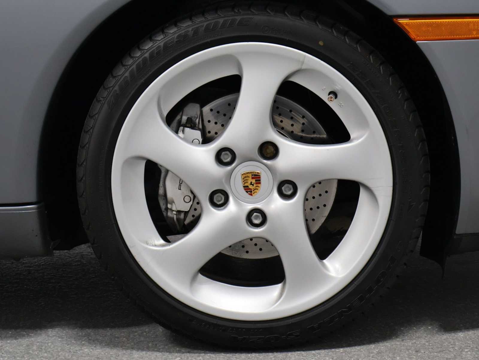 Thumbnail: 2003 Porsche 911 - 12