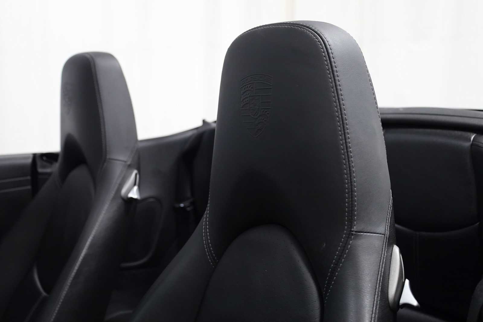 Thumbnail: 2007 Porsche 911 - 19