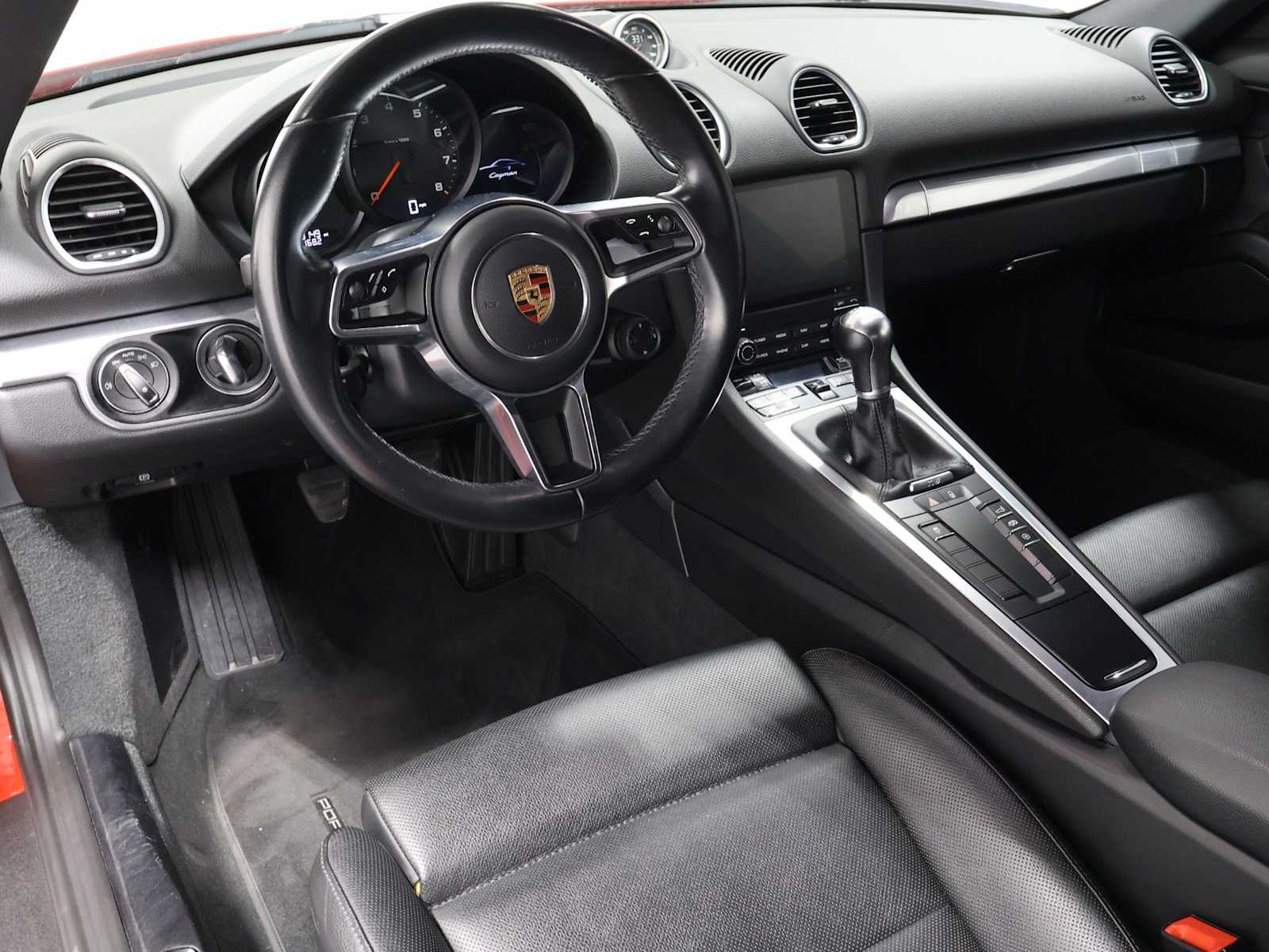 Thumbnail: 2018 Porsche 718 Cayman - 4