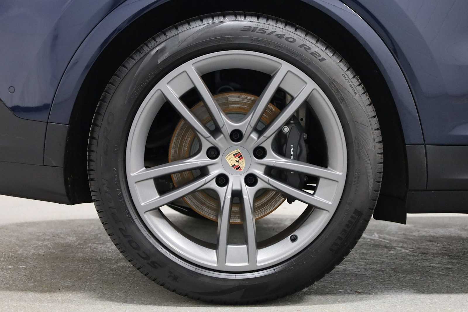 Thumbnail: 2025 Porsche Cayenne - 36