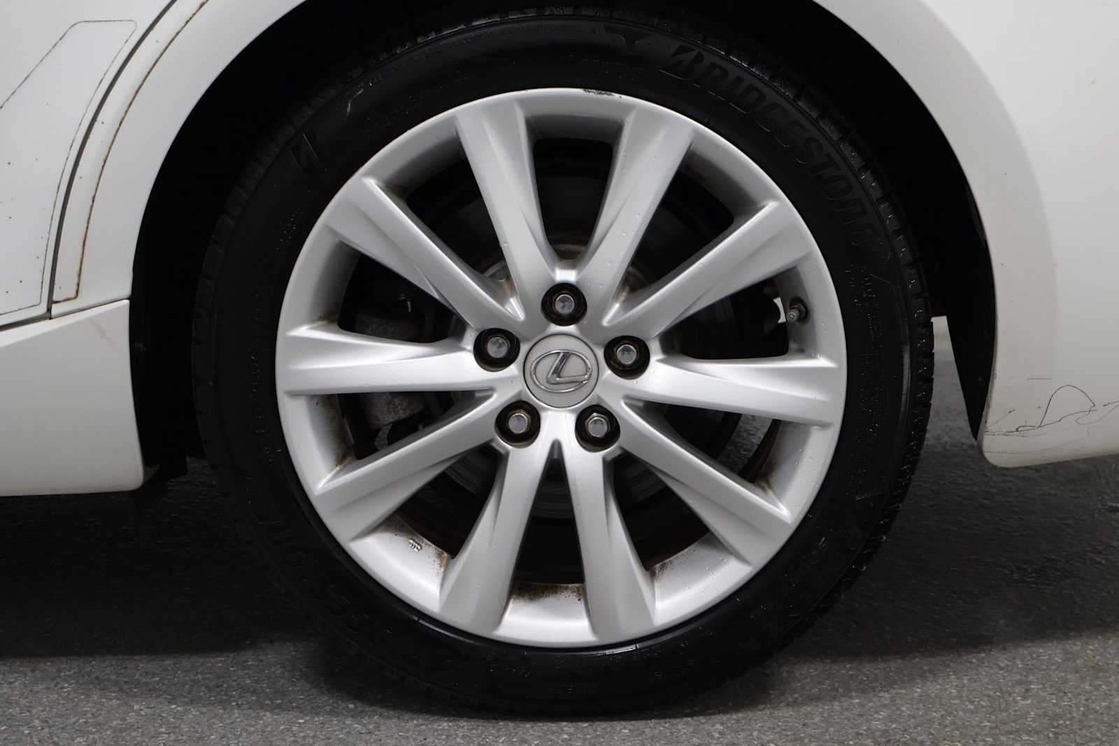Thumbnail: 2016 Lexus IS - 35