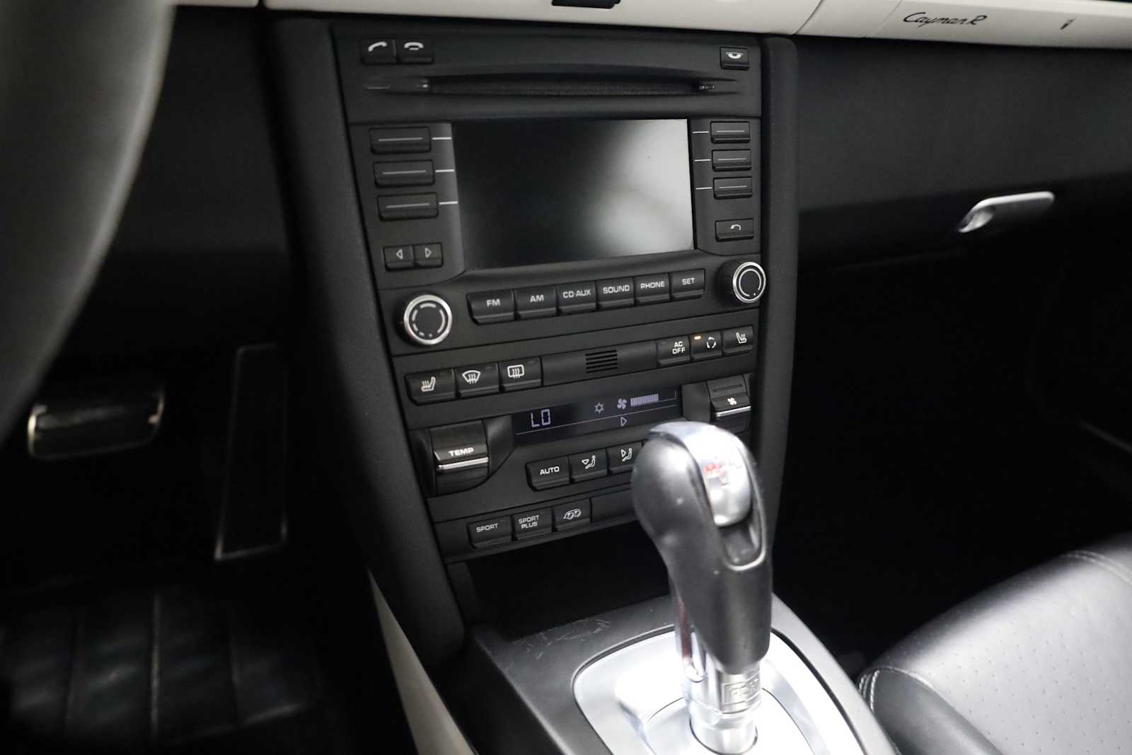 Thumbnail: 2012 Porsche Cayman - 25