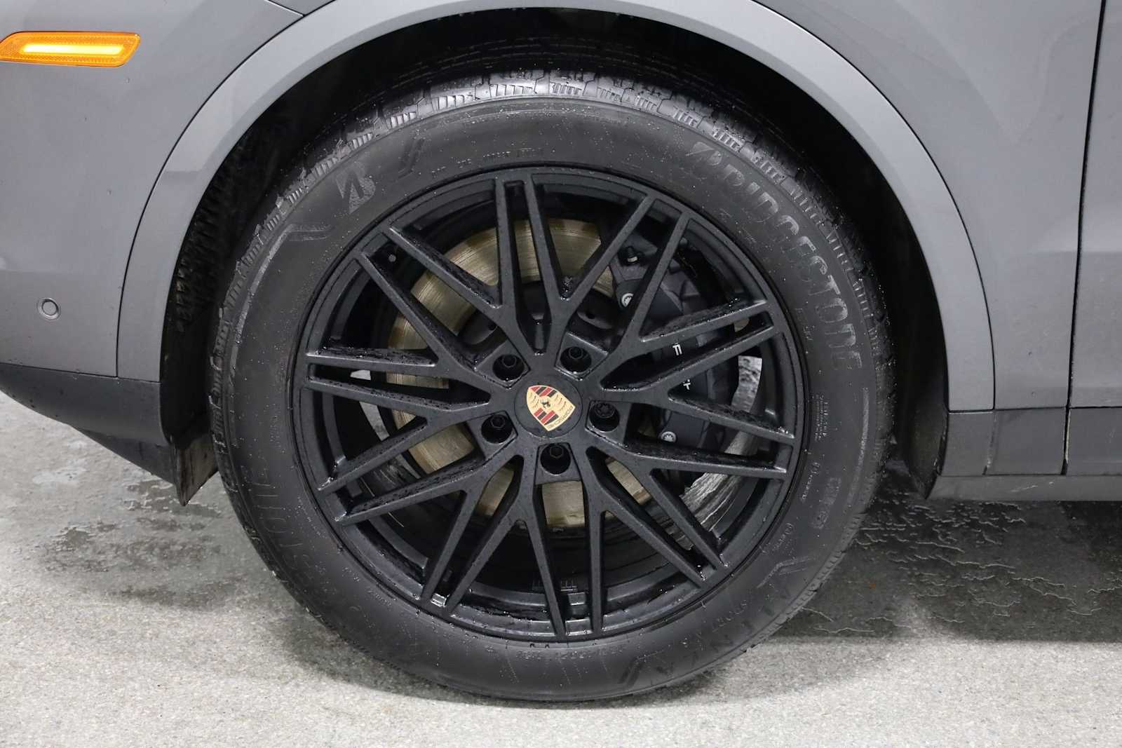 Thumbnail: 2025 Porsche Cayenne - 38