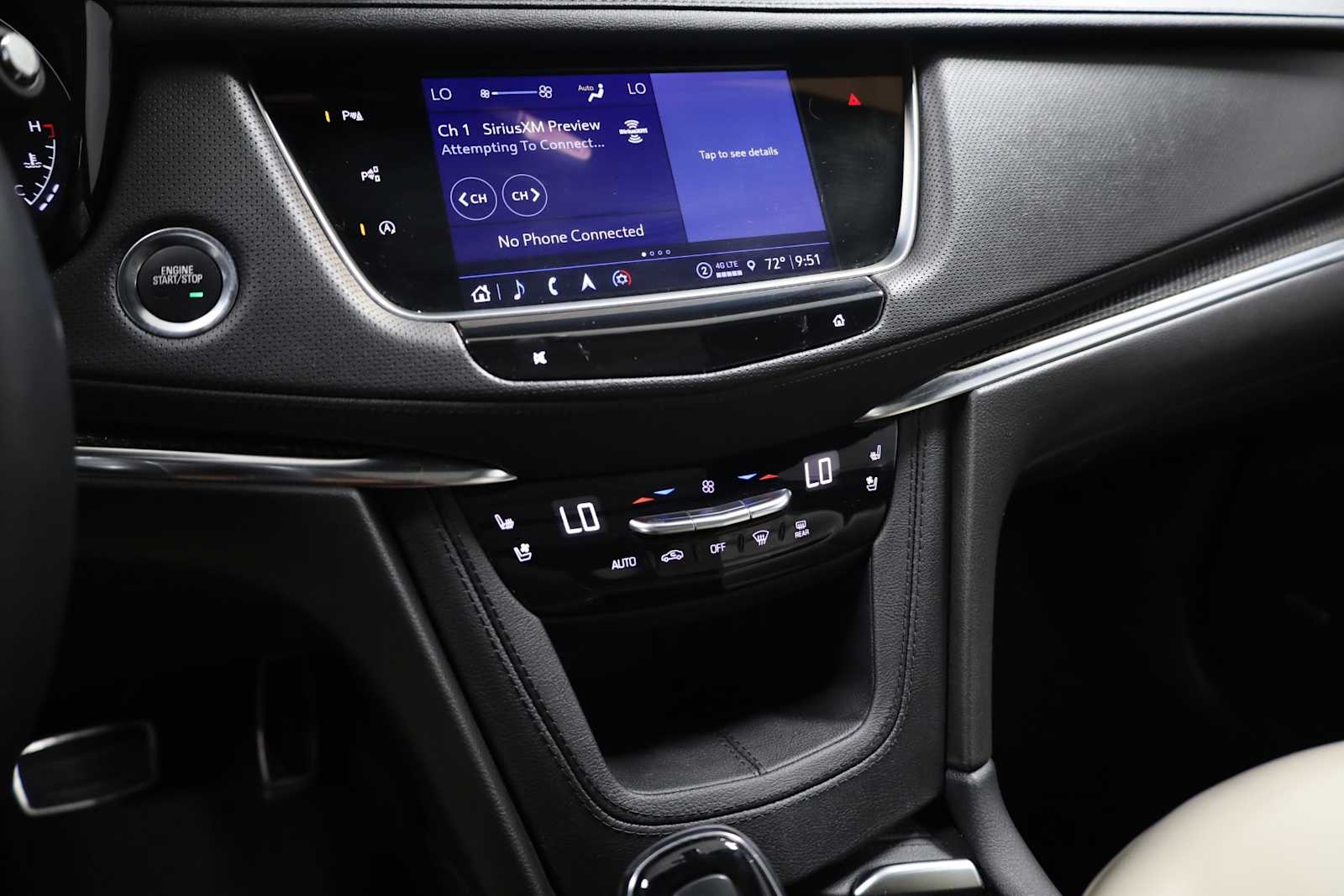 Thumbnail: 2023 Cadillac XT5 - 30