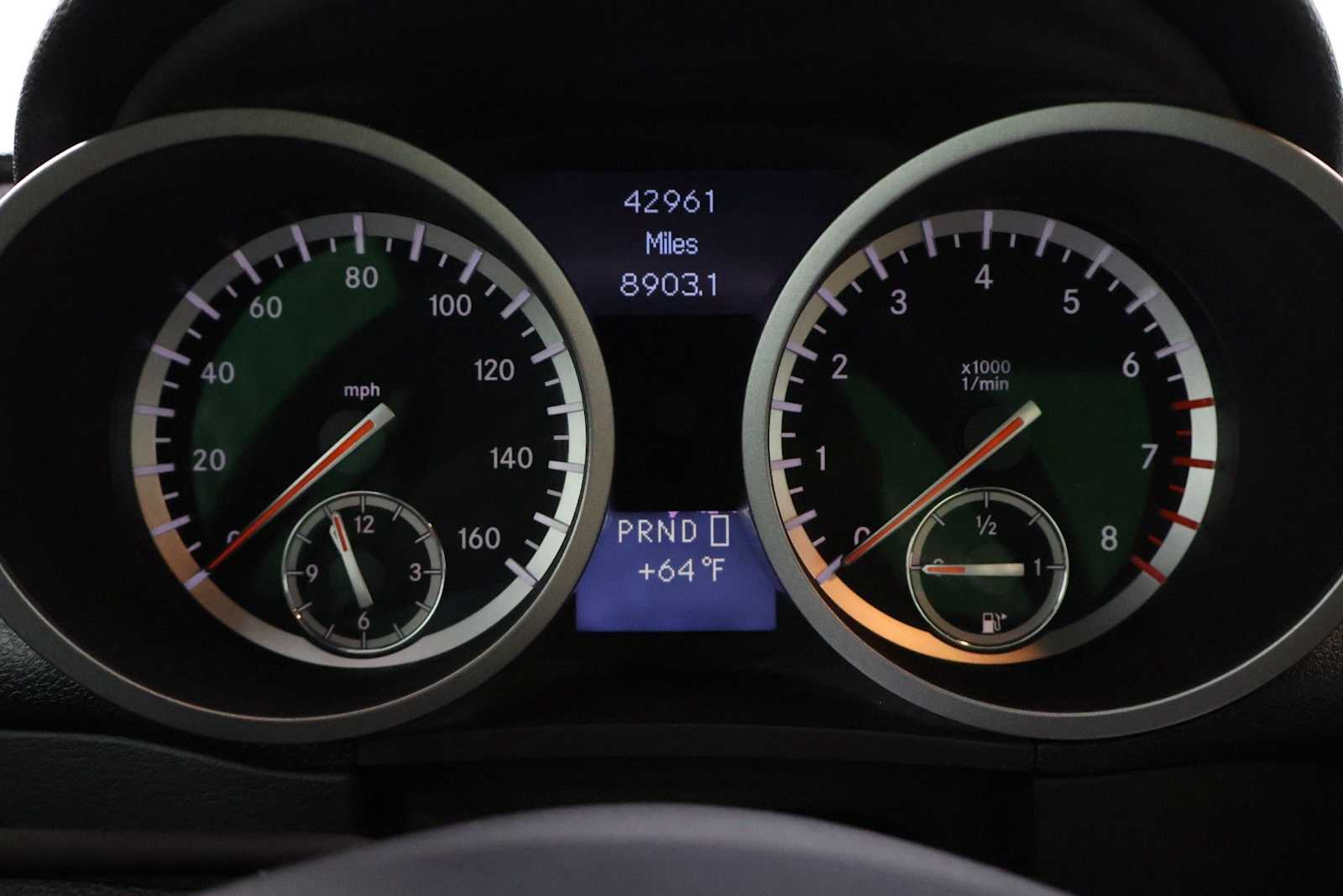 Thumbnail: 2009 Mercedes-Benz SLK - 20