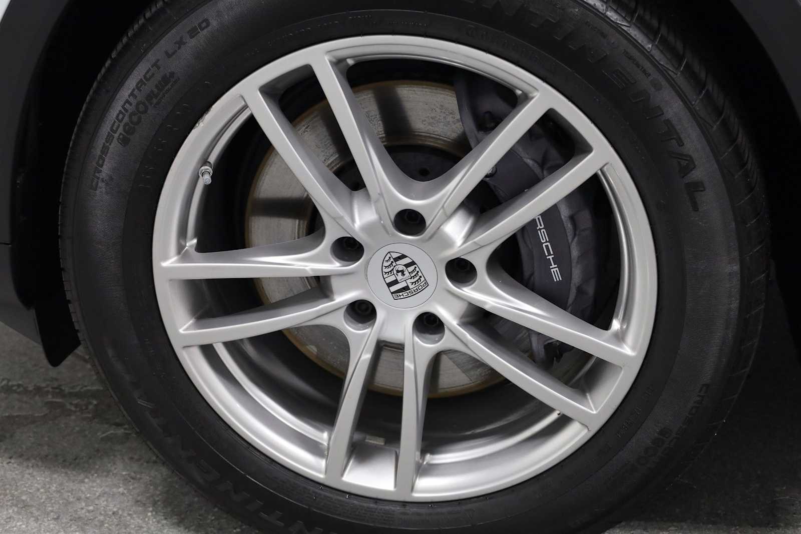 Thumbnail: 2024 Porsche Cayenne - 38