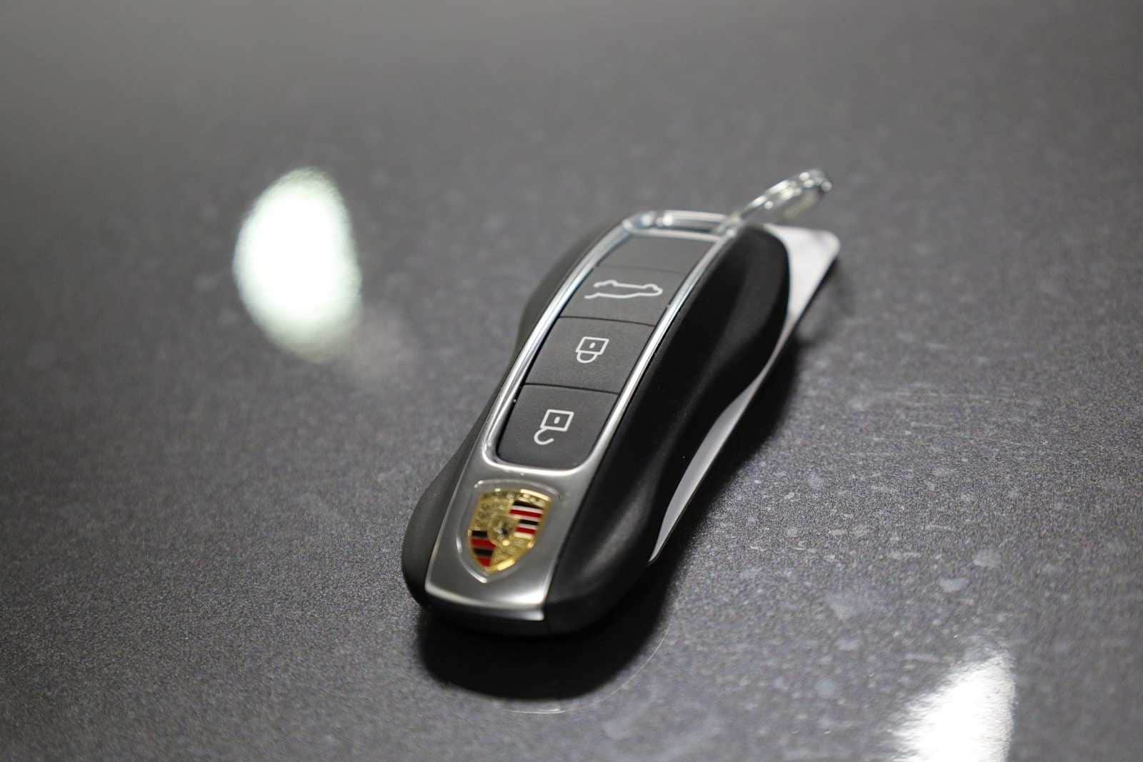 Thumbnail: 2025 Porsche Cayenne - 41