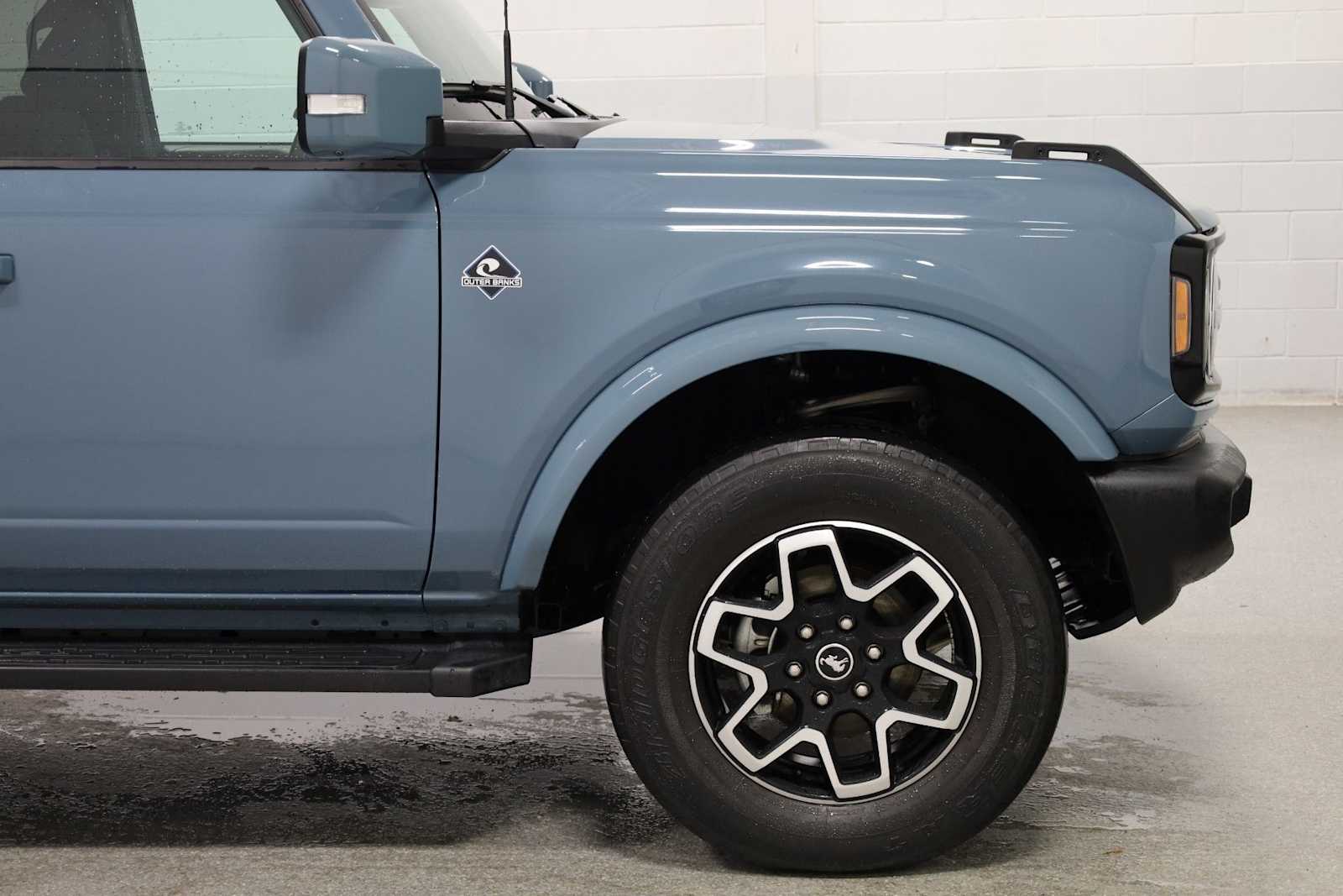 Thumbnail: 2021 Ford Bronco - 11