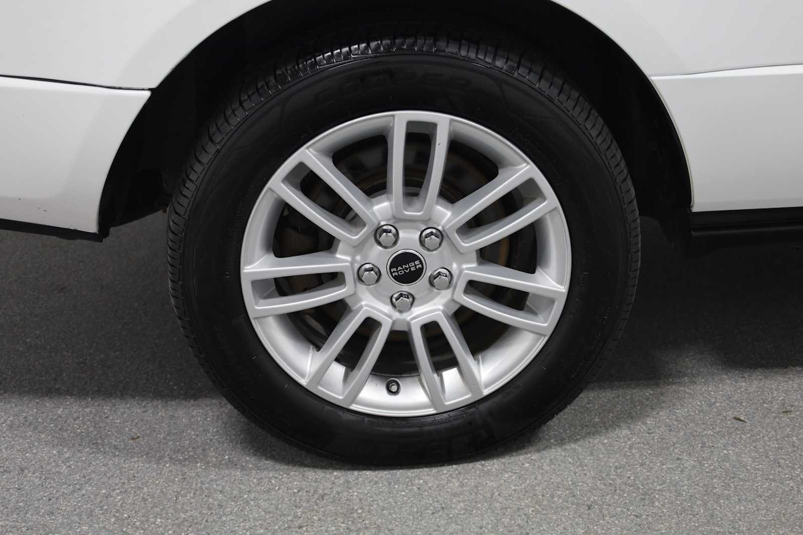 Thumbnail: 2012 Land Rover Range Rover - 35