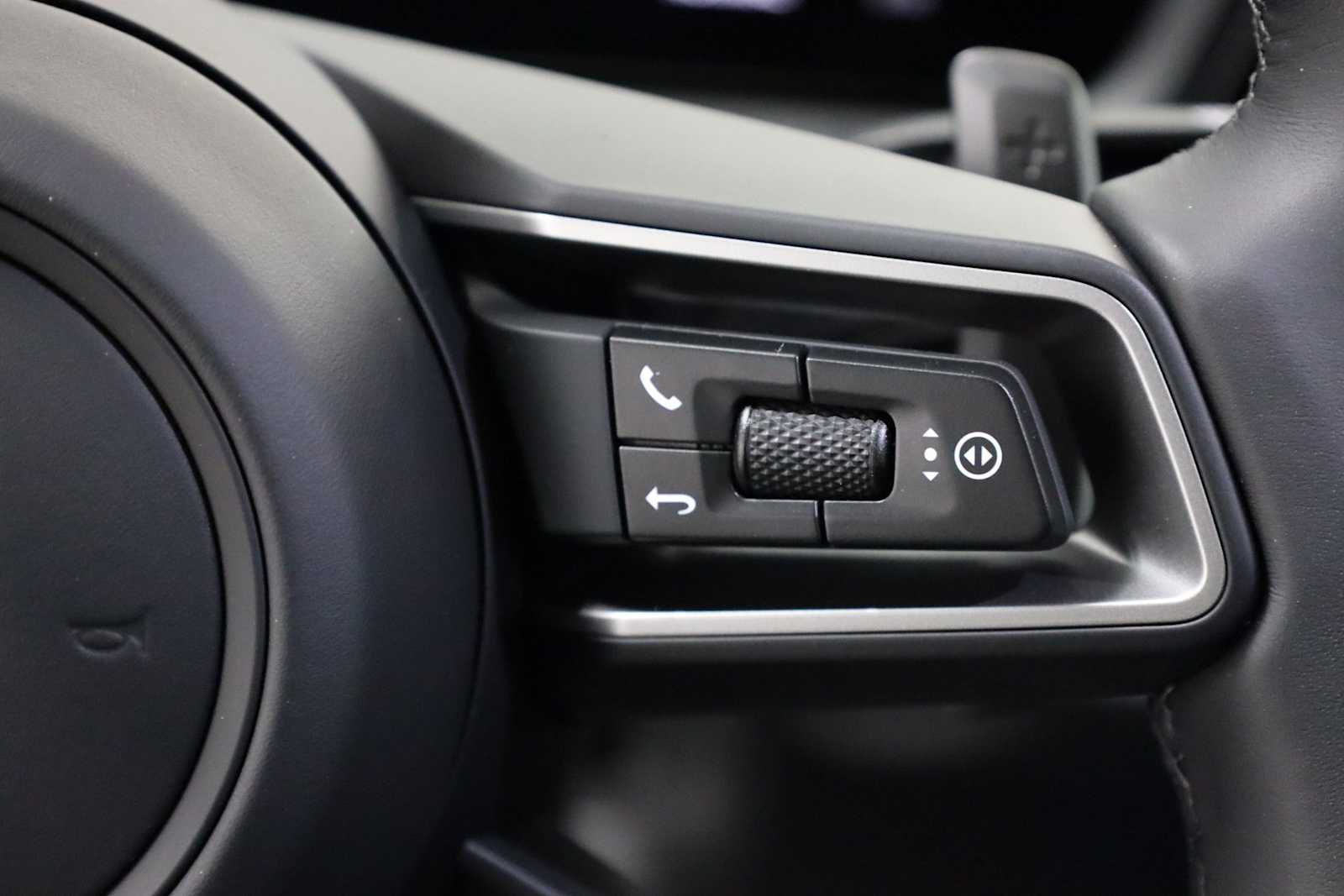 Thumbnail: 2026 Porsche  - 28